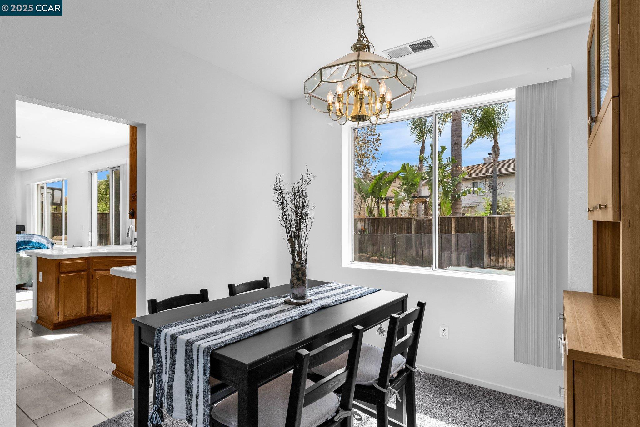 Detail Gallery Image 9 of 50 For 894 Stonewood Dr, Brentwood,  CA 94513 - 4 Beds | 2/1 Baths