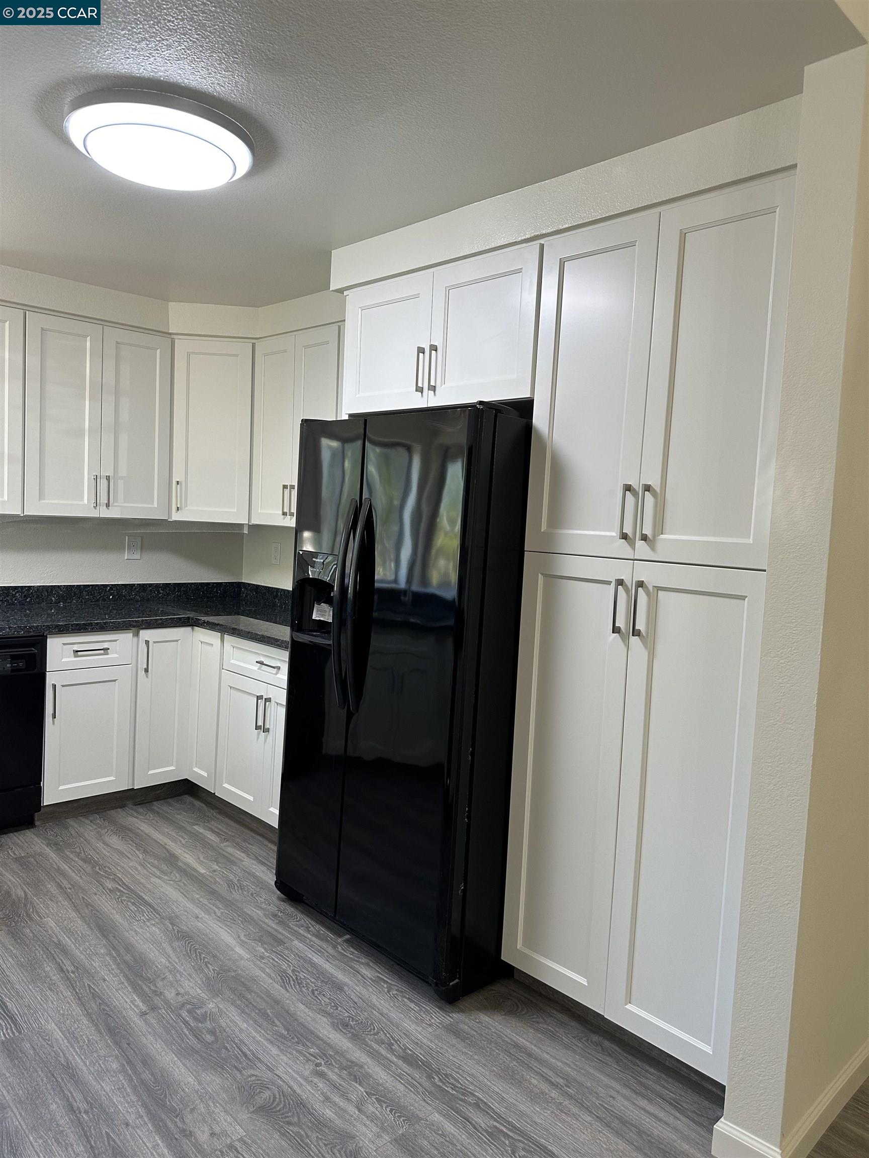 Detail Gallery Image 5 of 16 For 161 Tuscany Ct, Hercules,  CA 94547 - 2 Beds | 2 Baths
