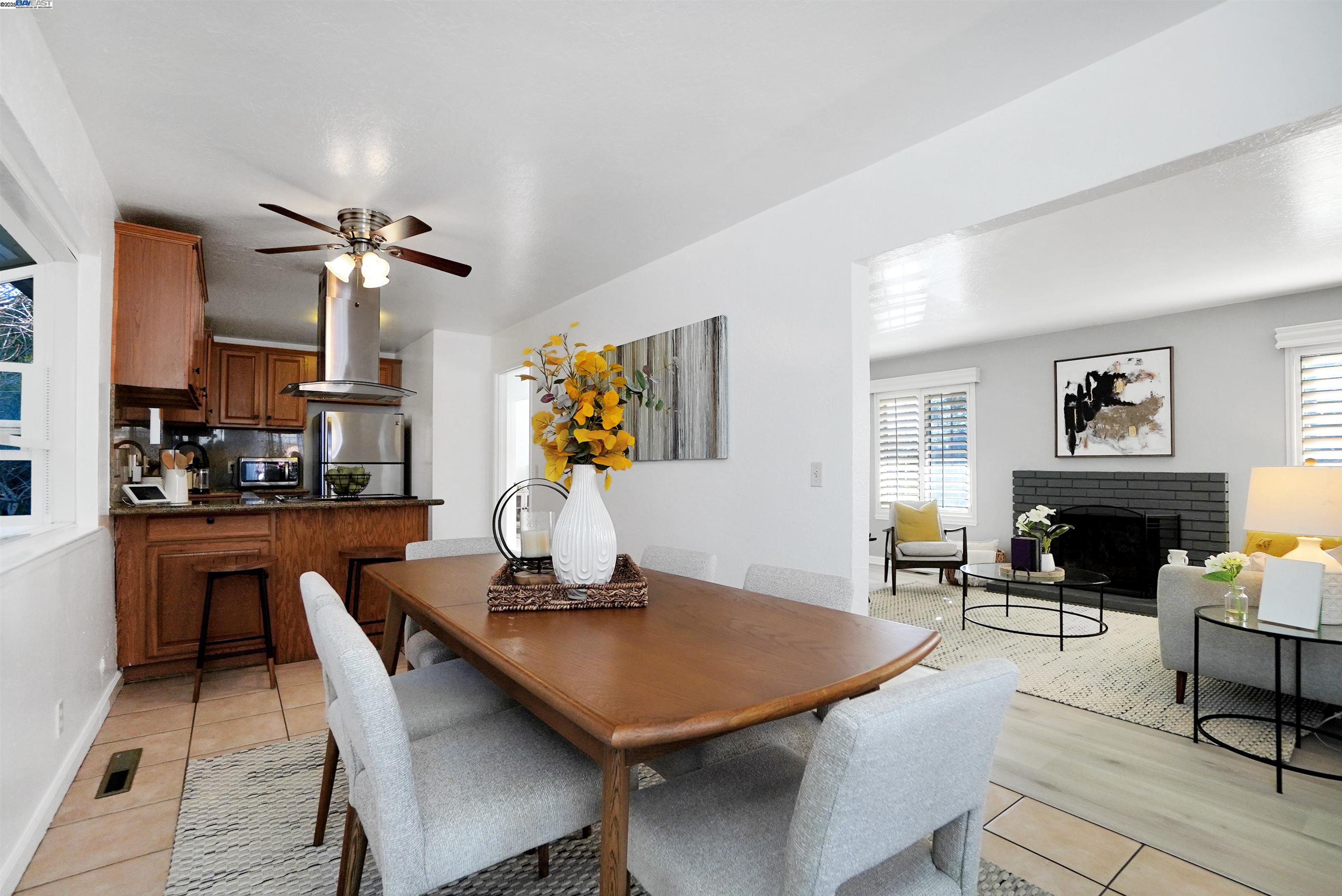 Detail Gallery Image 13 of 33 For 2868 Norbridge Ave, Castro Valley,  CA 94546 - 3 Beds | 2 Baths