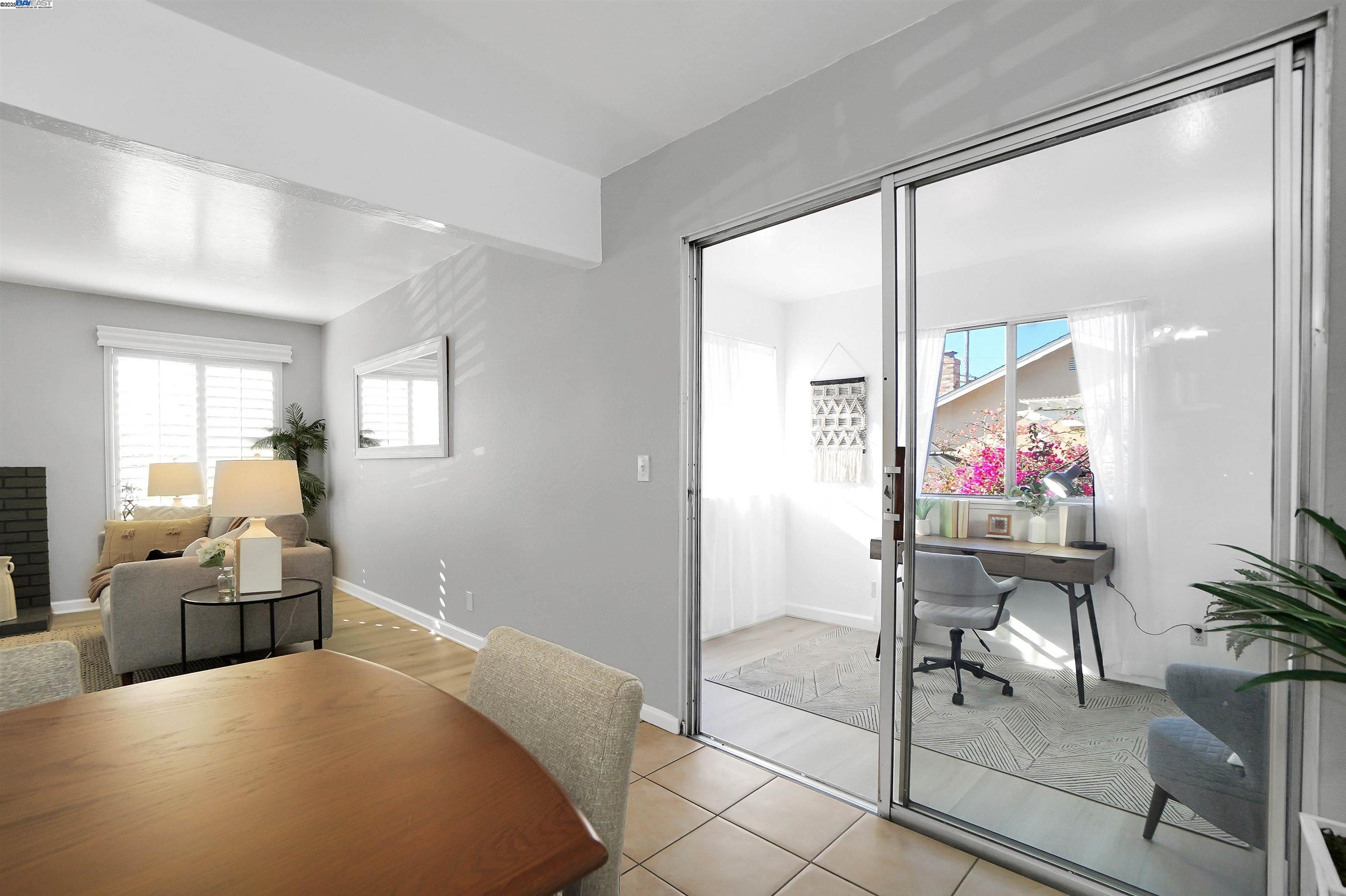 Detail Gallery Image 17 of 33 For 2868 Norbridge Ave, Castro Valley,  CA 94546 - 3 Beds | 2 Baths