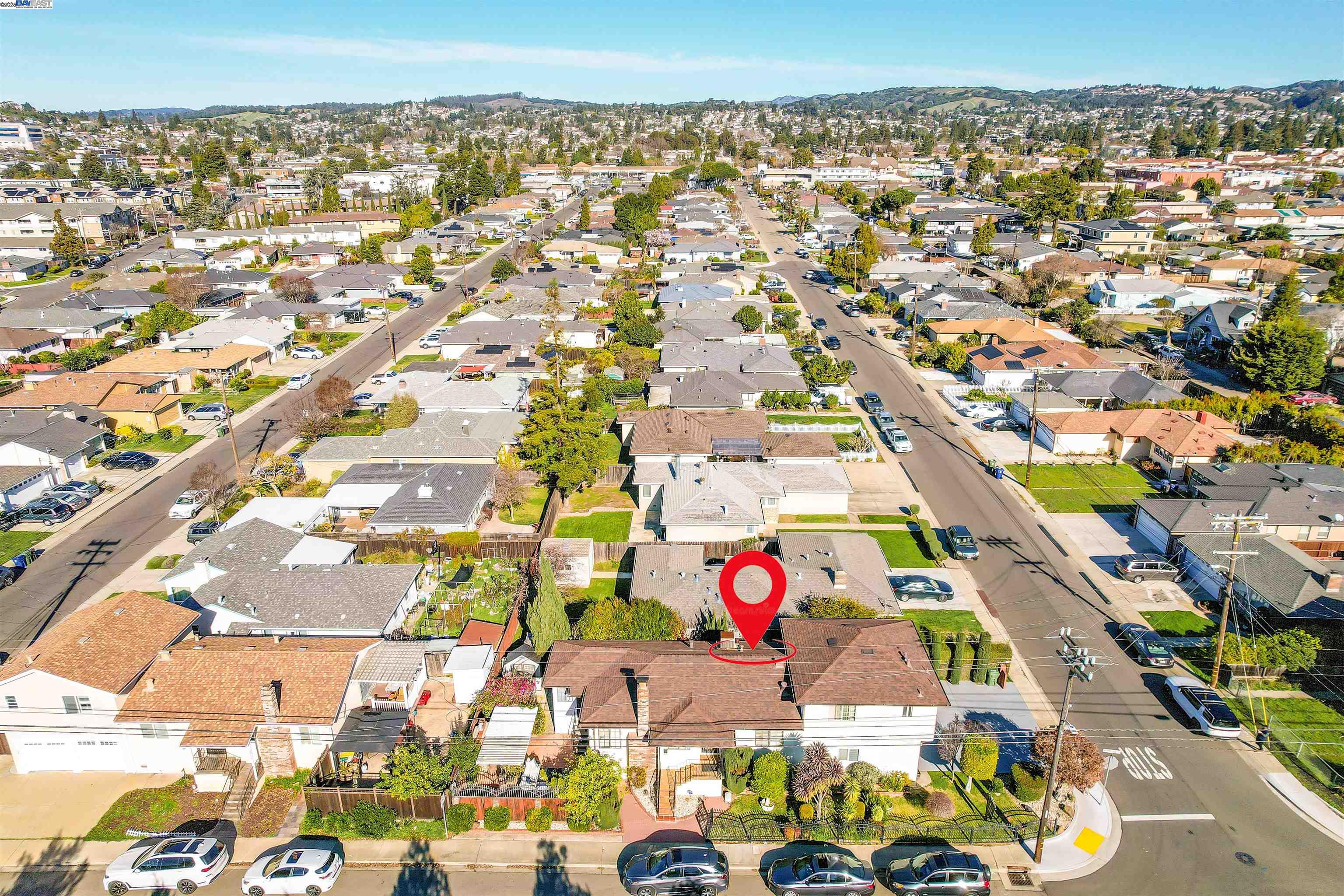 Detail Gallery Image 3 of 33 For 2868 Norbridge Ave, Castro Valley,  CA 94546 - 3 Beds | 2 Baths