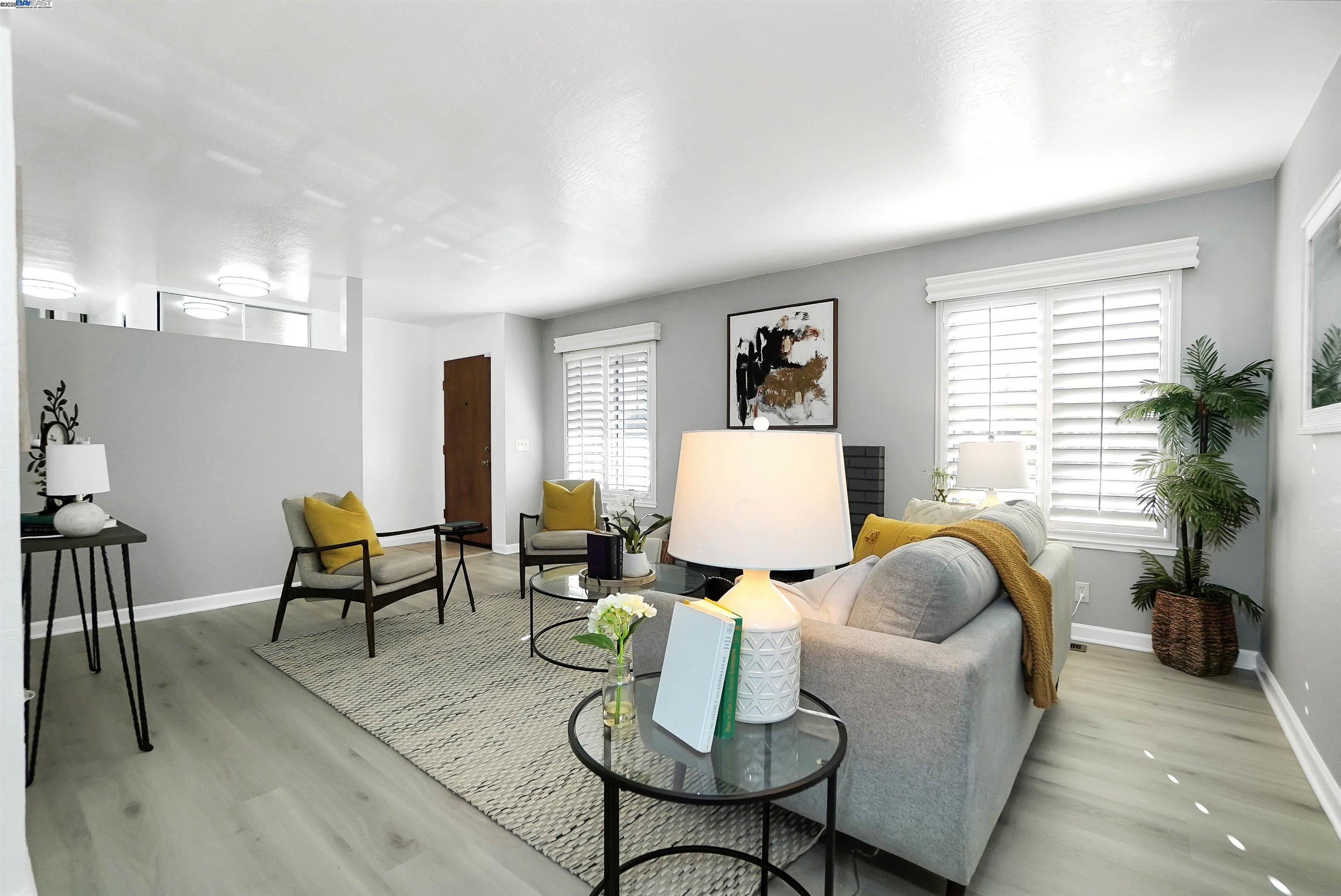 Detail Gallery Image 9 of 33 For 2868 Norbridge Ave, Castro Valley,  CA 94546 - 3 Beds | 2 Baths