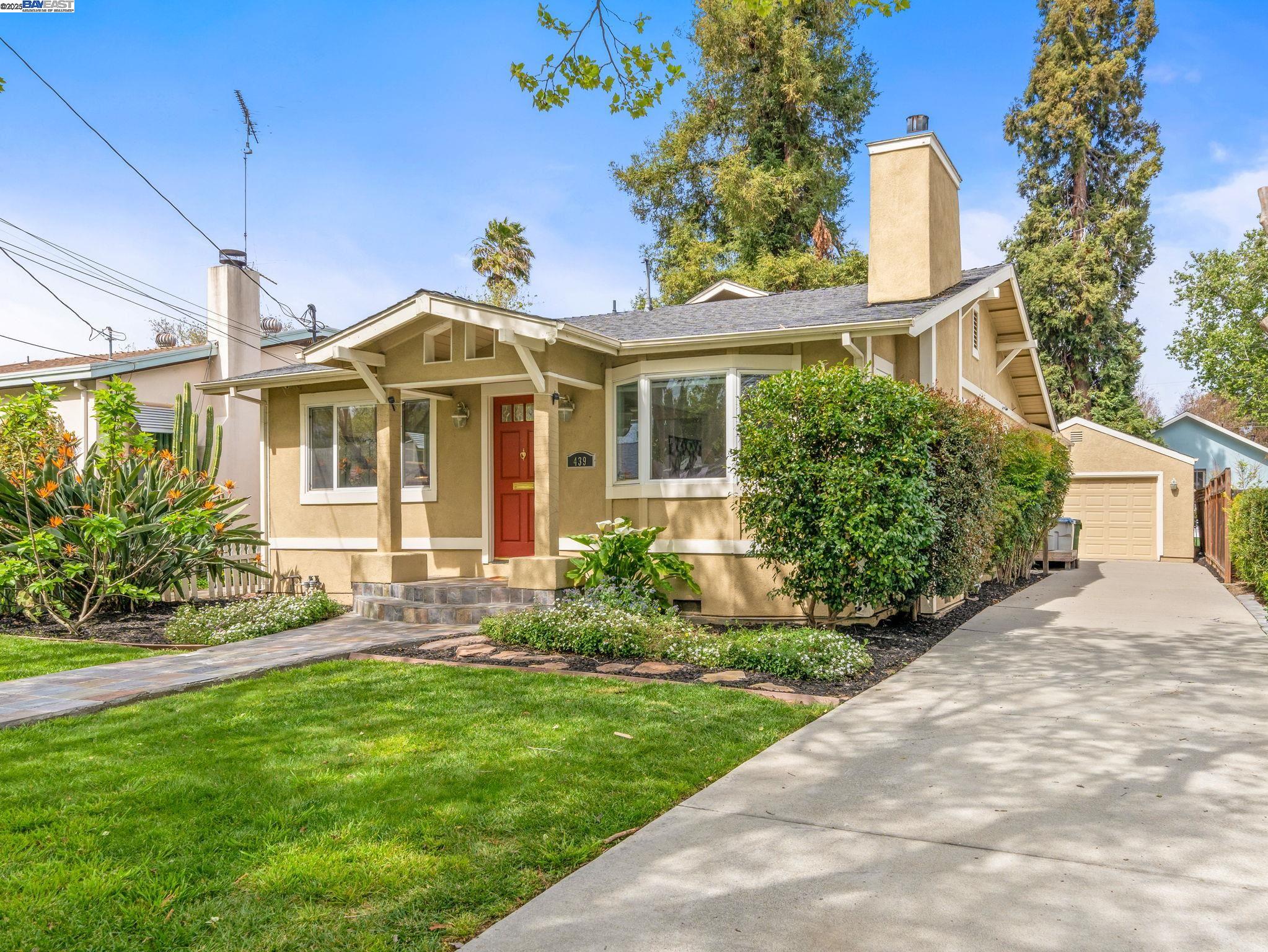 Detail Gallery Image 2 of 29 For 439 Snyder Ave, San Jose,  CA 95125 - 3 Beds | 2 Baths