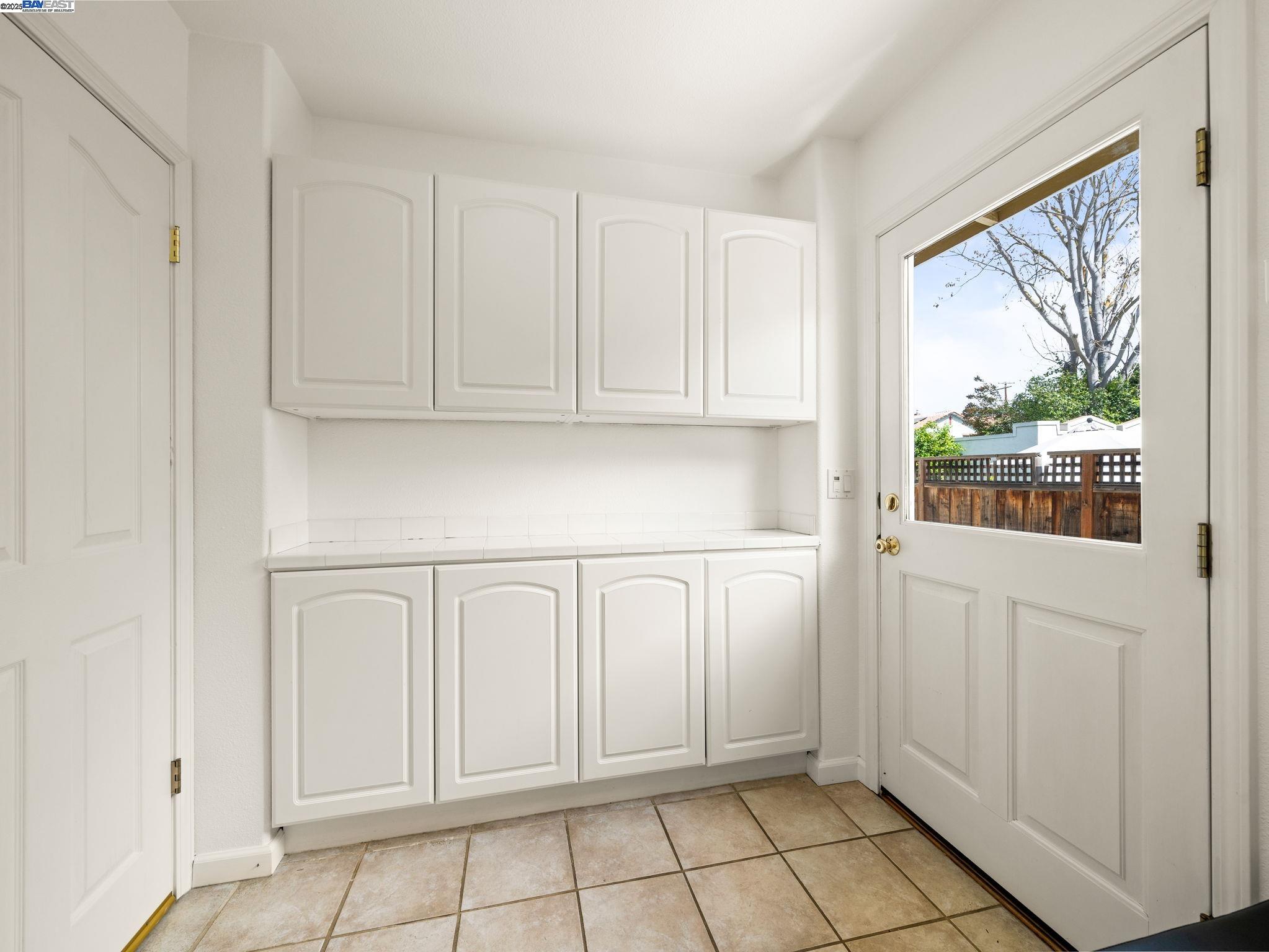 Detail Gallery Image 13 of 29 For 439 Snyder Ave, San Jose,  CA 95125 - 3 Beds | 2 Baths