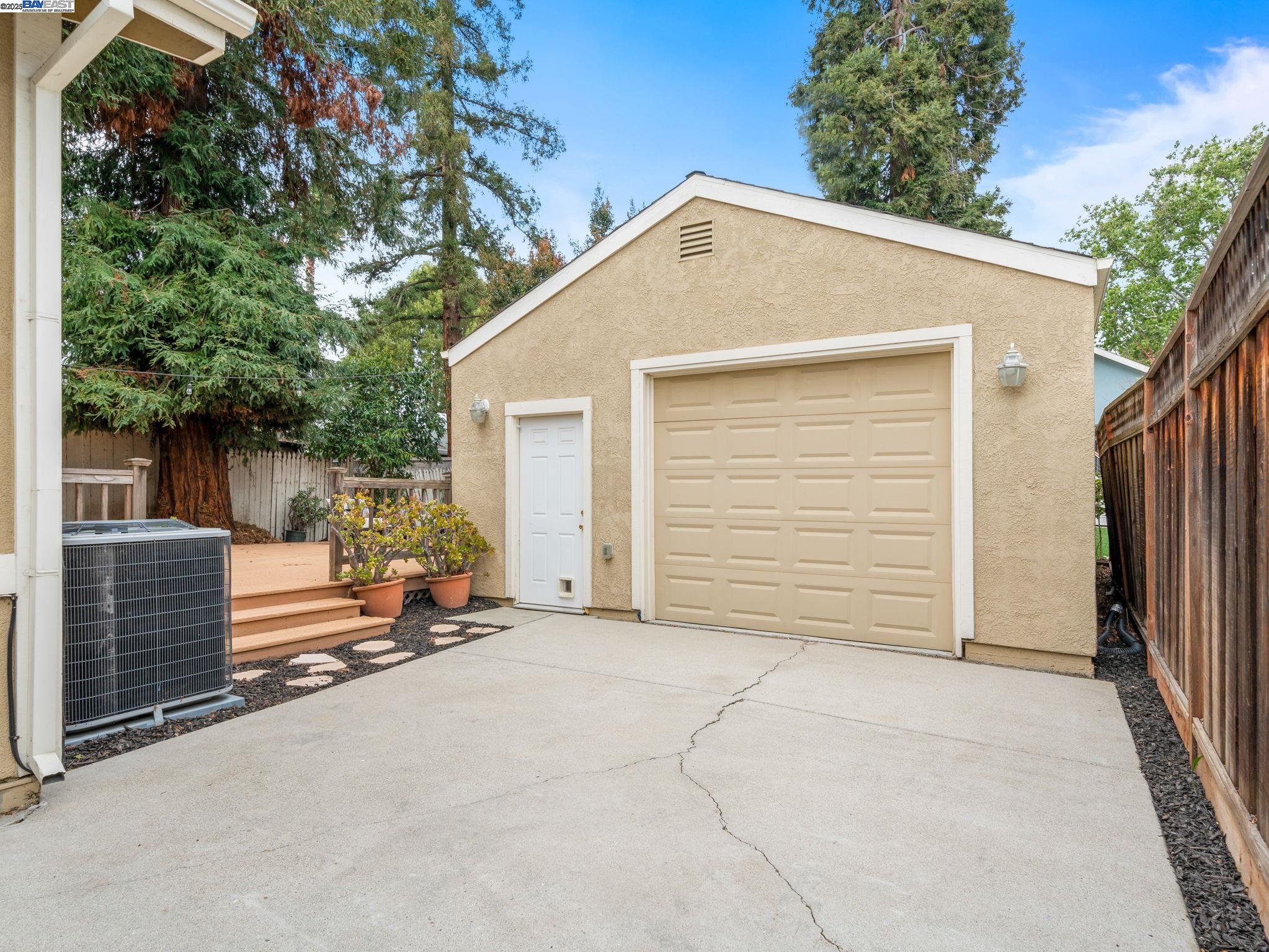 Detail Gallery Image 24 of 29 For 439 Snyder Ave, San Jose,  CA 95125 - 3 Beds | 2 Baths
