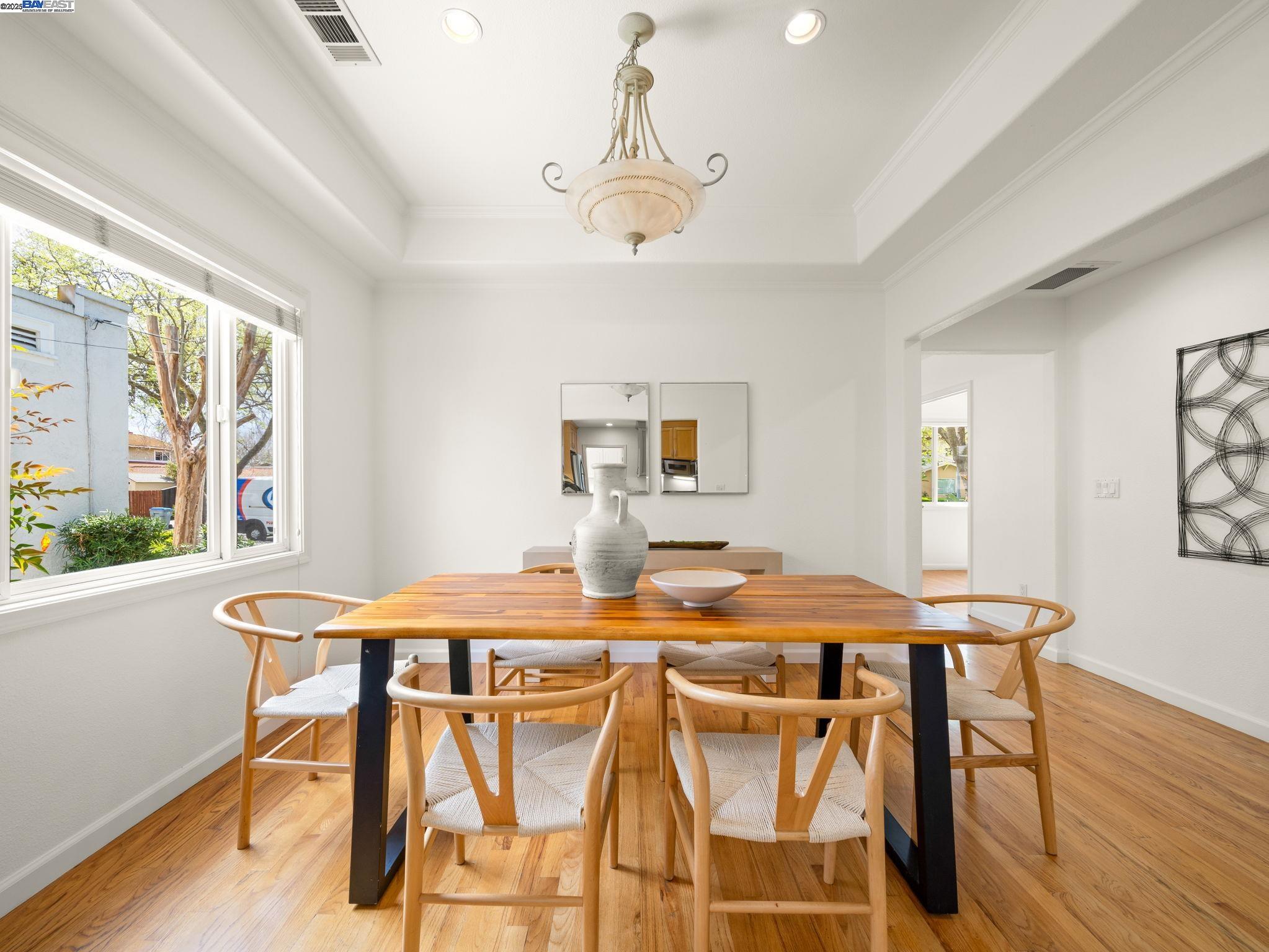 Detail Gallery Image 9 of 29 For 439 Snyder Ave, San Jose,  CA 95125 - 3 Beds | 2 Baths