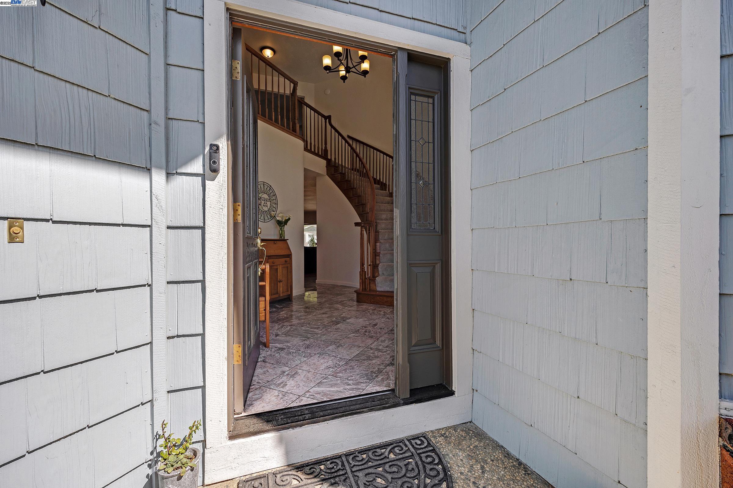 Detail Gallery Image 10 of 57 For 2867 Sanderling Drive, Fremont,  CA 94555 - 4 Beds | 3 Baths
