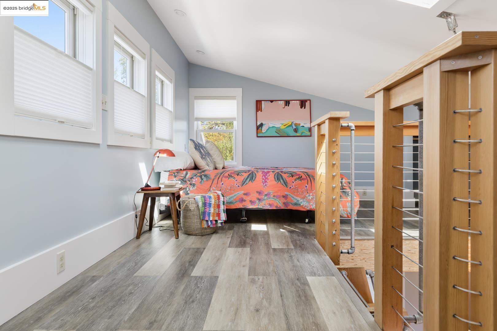 Detail Gallery Image 18 of 38 For 1730 7th St, Berkeley,  CA 94710 - 2 Beds | 1/1 Baths