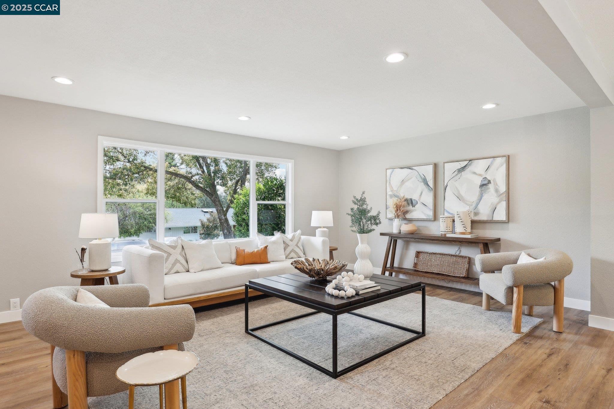 Detail Gallery Image 17 of 60 For 211 Corliss Dr, Moraga,  CA 94556 - 5 Beds | 2/1 Baths
