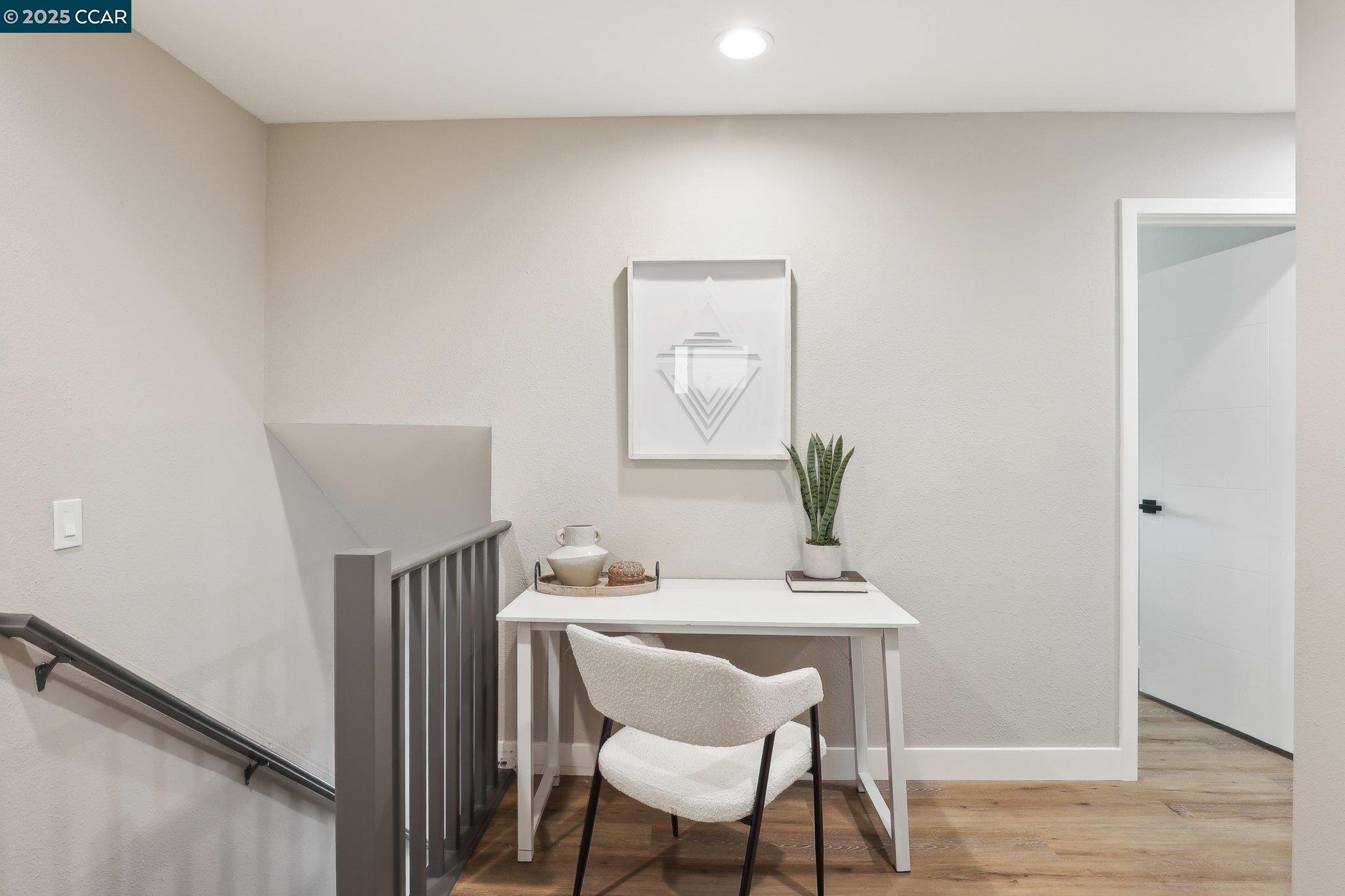 Detail Gallery Image 28 of 60 For 211 Corliss Dr, Moraga,  CA 94556 - 5 Beds | 2/1 Baths