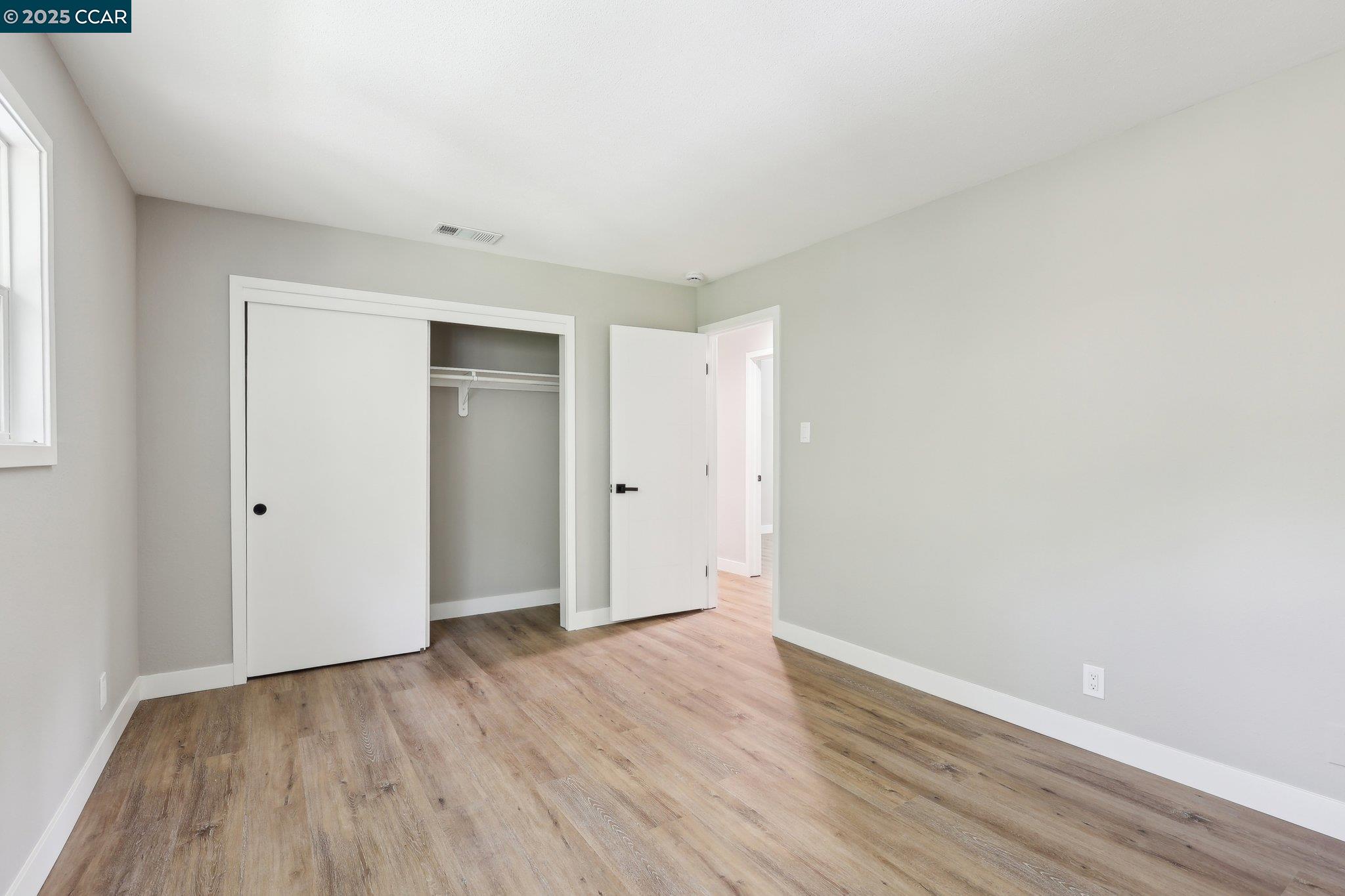 Detail Gallery Image 35 of 60 For 211 Corliss Dr, Moraga,  CA 94556 - 5 Beds | 2/1 Baths