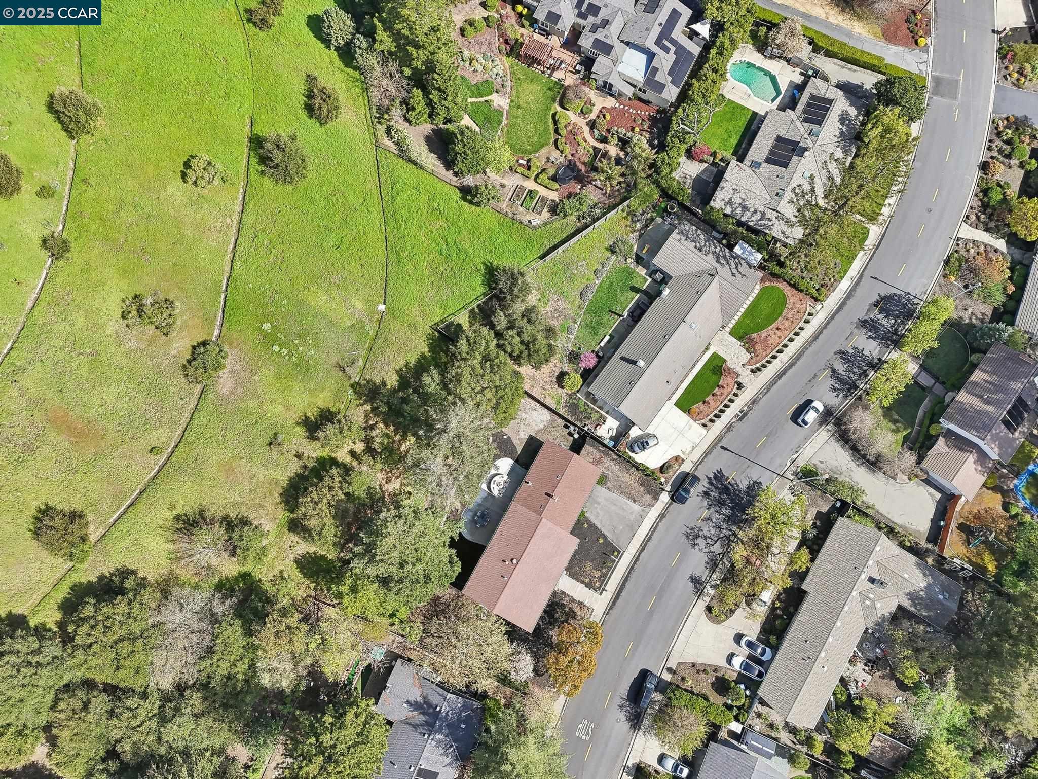 Detail Gallery Image 53 of 60 For 211 Corliss Dr, Moraga,  CA 94556 - 5 Beds | 2/1 Baths