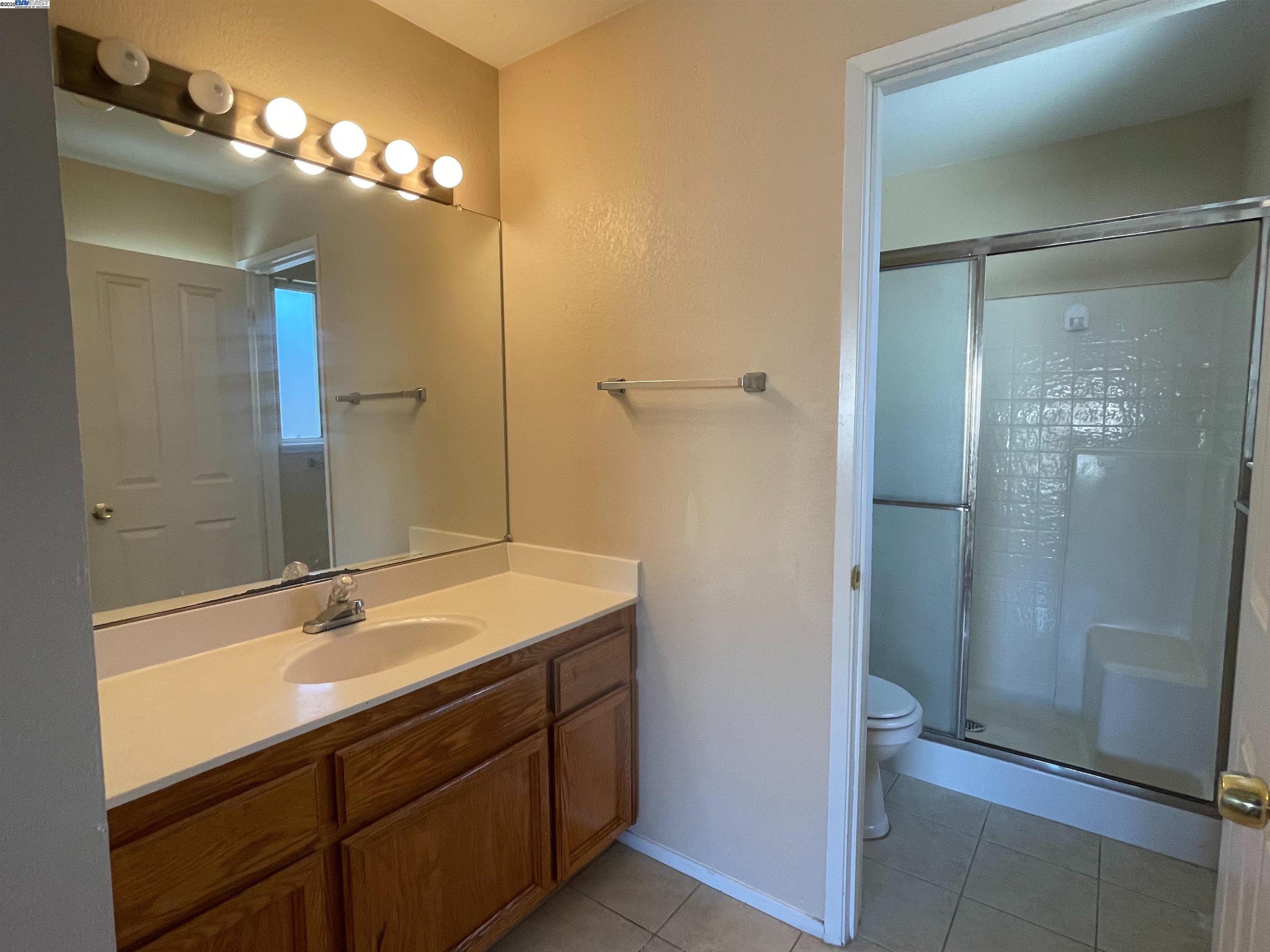 Detail Gallery Image 18 of 35 For 149 Pelican Loop, Pittsburg,  CA 94565 - 3 Beds | 2/1 Baths