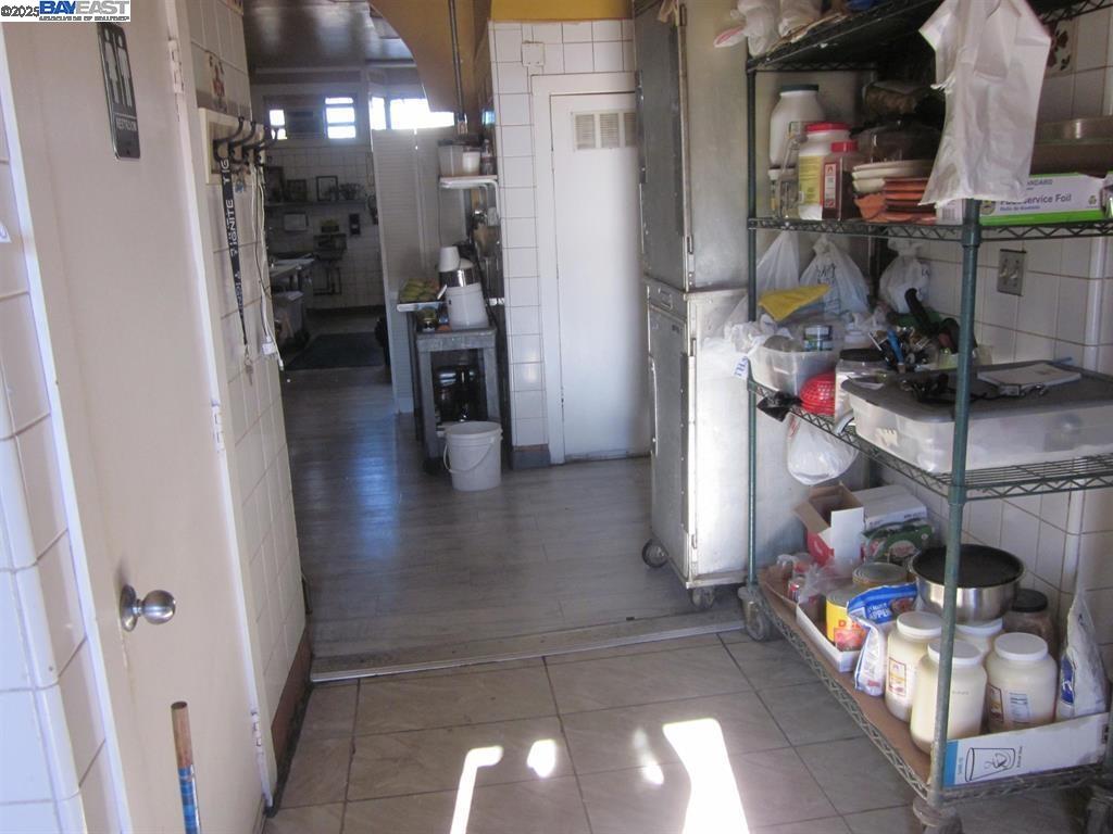 Detail Gallery Image 7 of 14 For 9639 International Blvd, Oakland,  CA 94603 - – Beds | – Baths