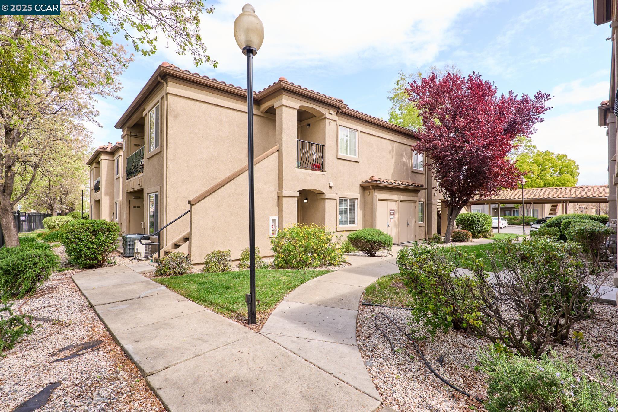 Detail Gallery Image 1 of 1 For 4200 E Commerce Way #1314,  Sacramento,  CA 95834 - 3 Beds | 2 Baths