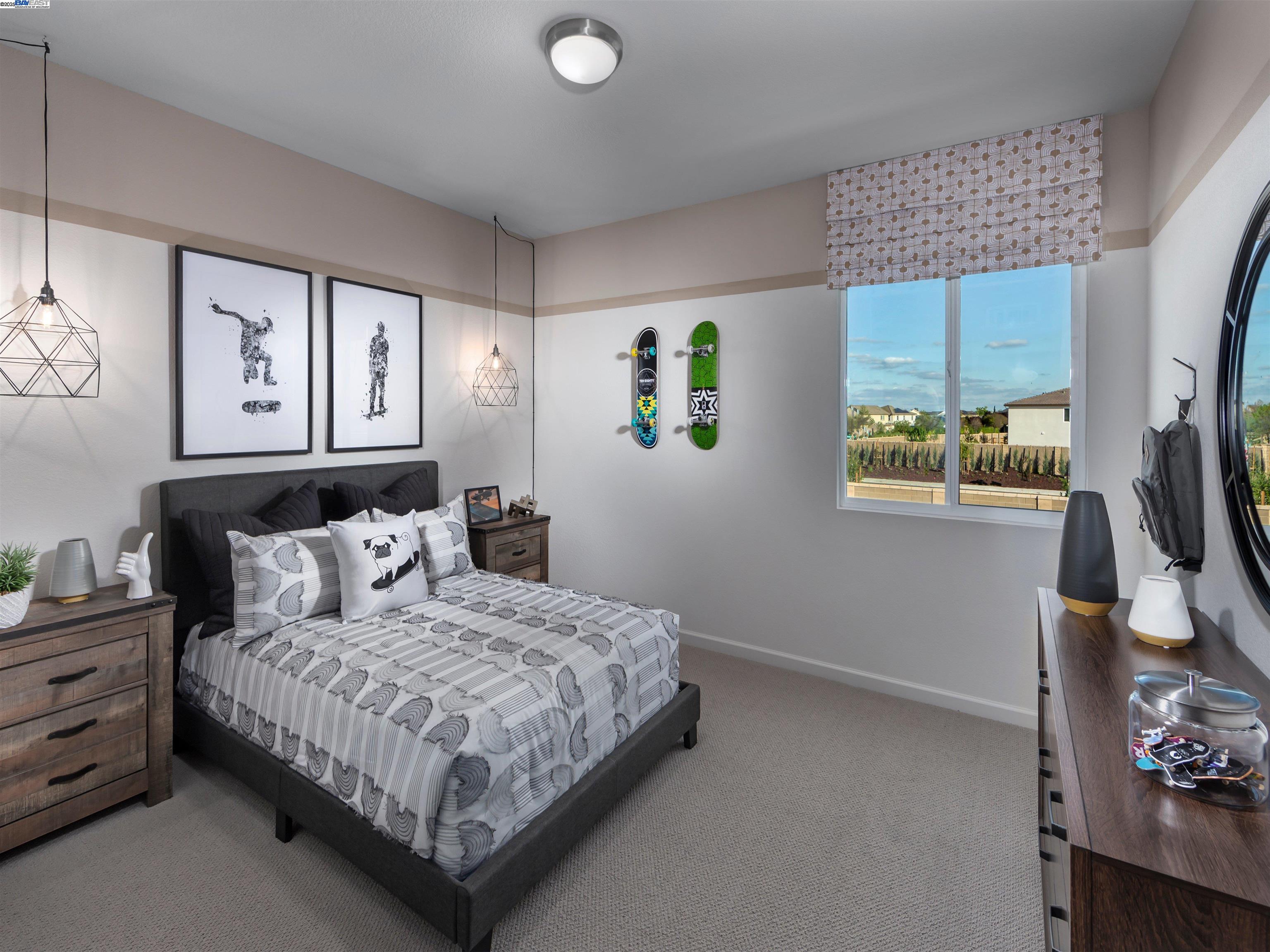 Detail Gallery Image 8 of 16 For 1660 Eagle River Av, Manteca,  CA 95337 - 5 Beds | 3/1 Baths