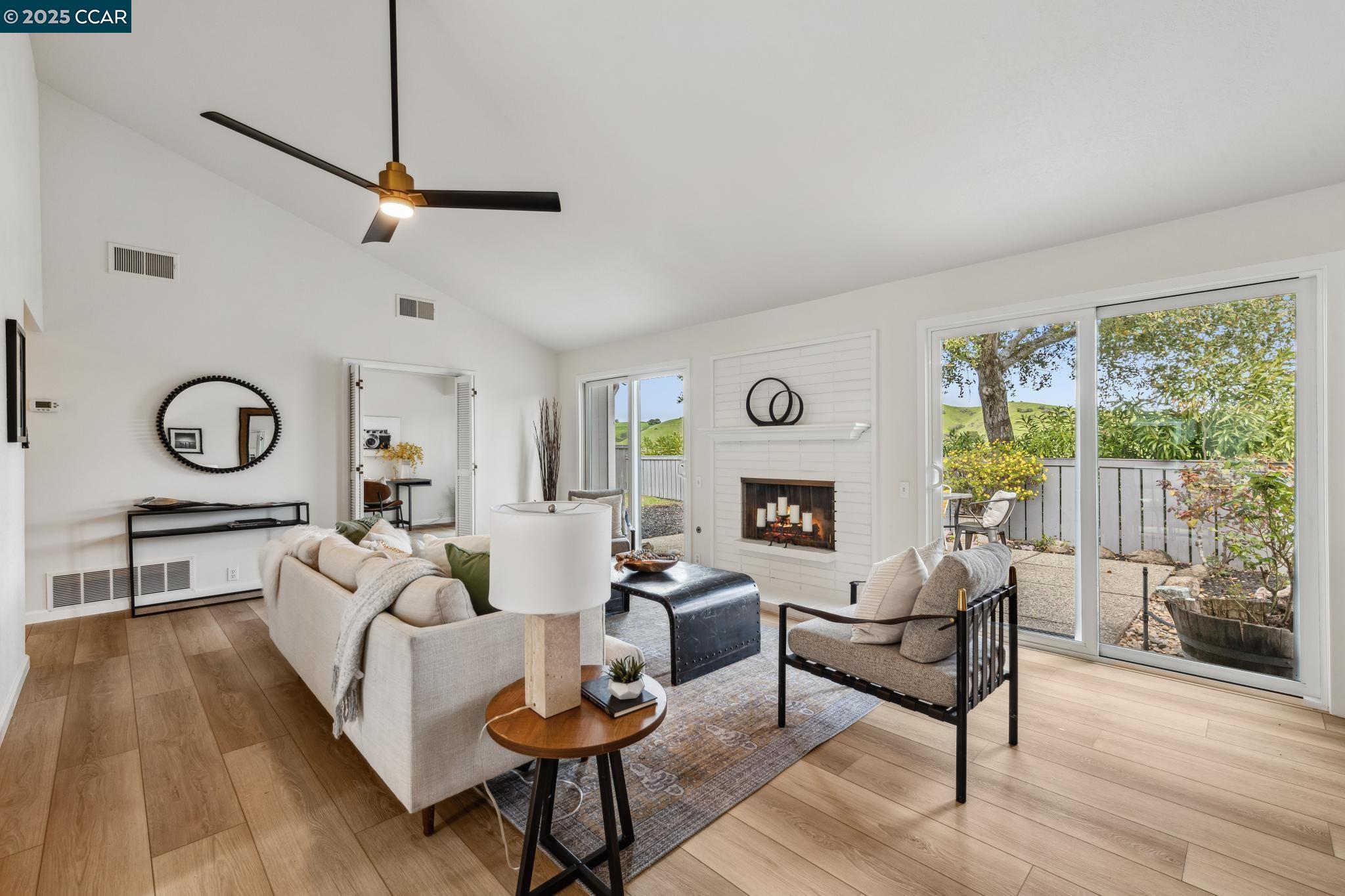 Photo #5: 41091505 Listing 