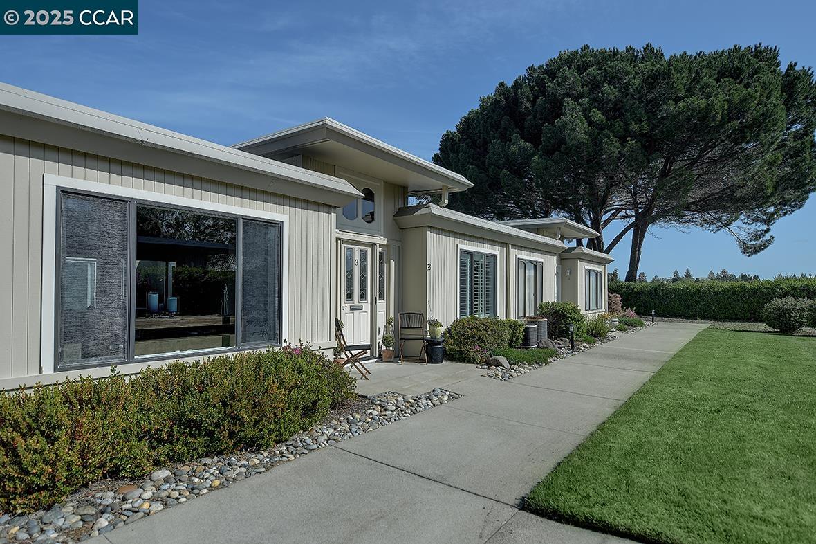 Photo #2: 41091514 Listing 