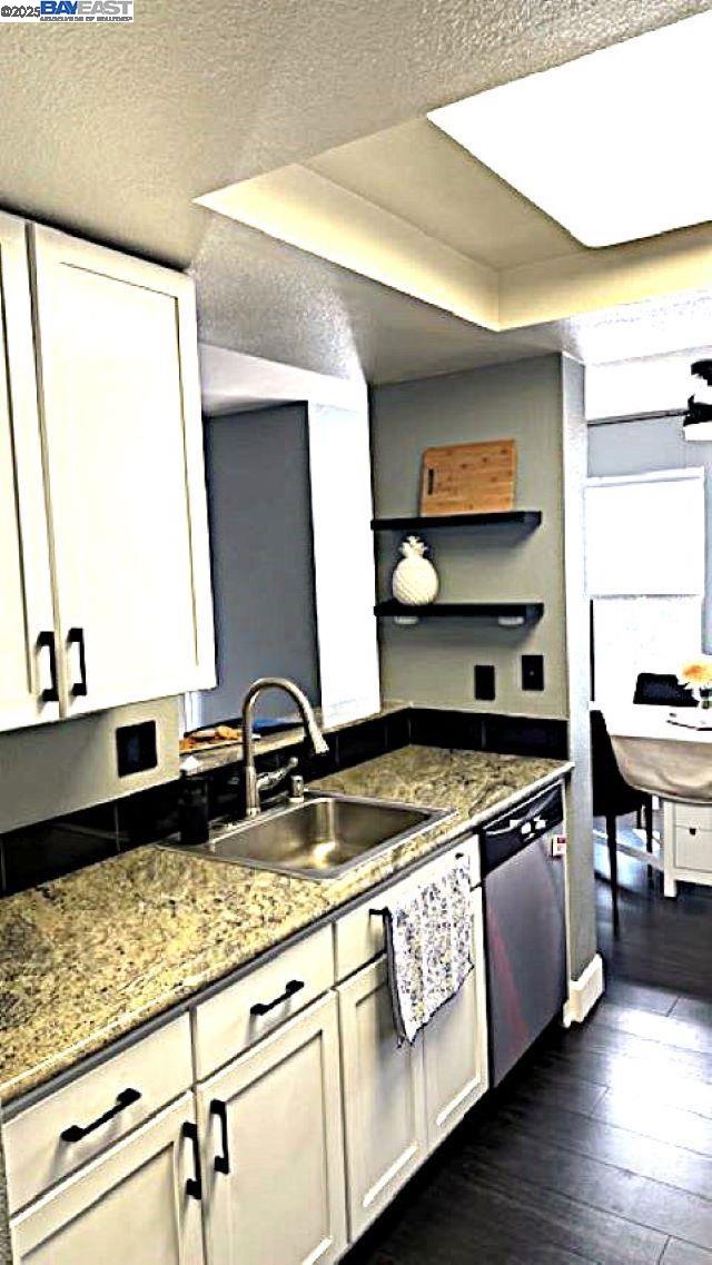 Photo #4: 41091518 Listing: Photo #4