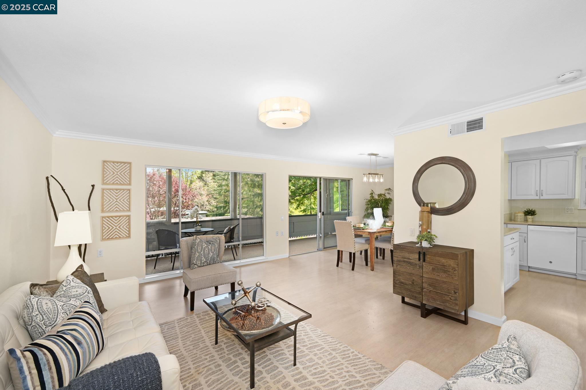 Photo #9: 41091519 Listing: Photo #9
