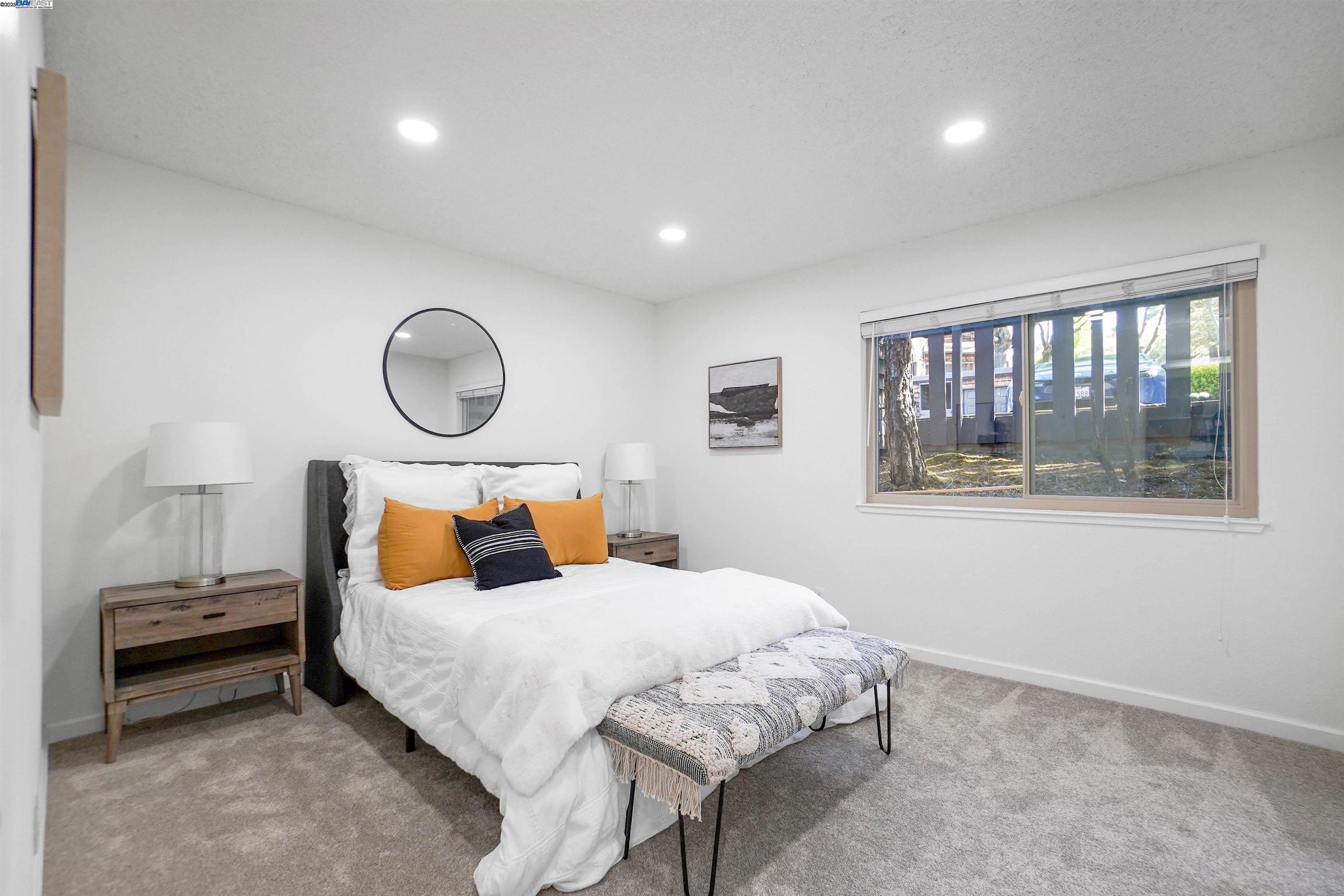 Detail Gallery Image 22 of 45 For 5326 Briar Ridge, Castro Valley,  CA 94552 - 3 Beds | 3 Baths