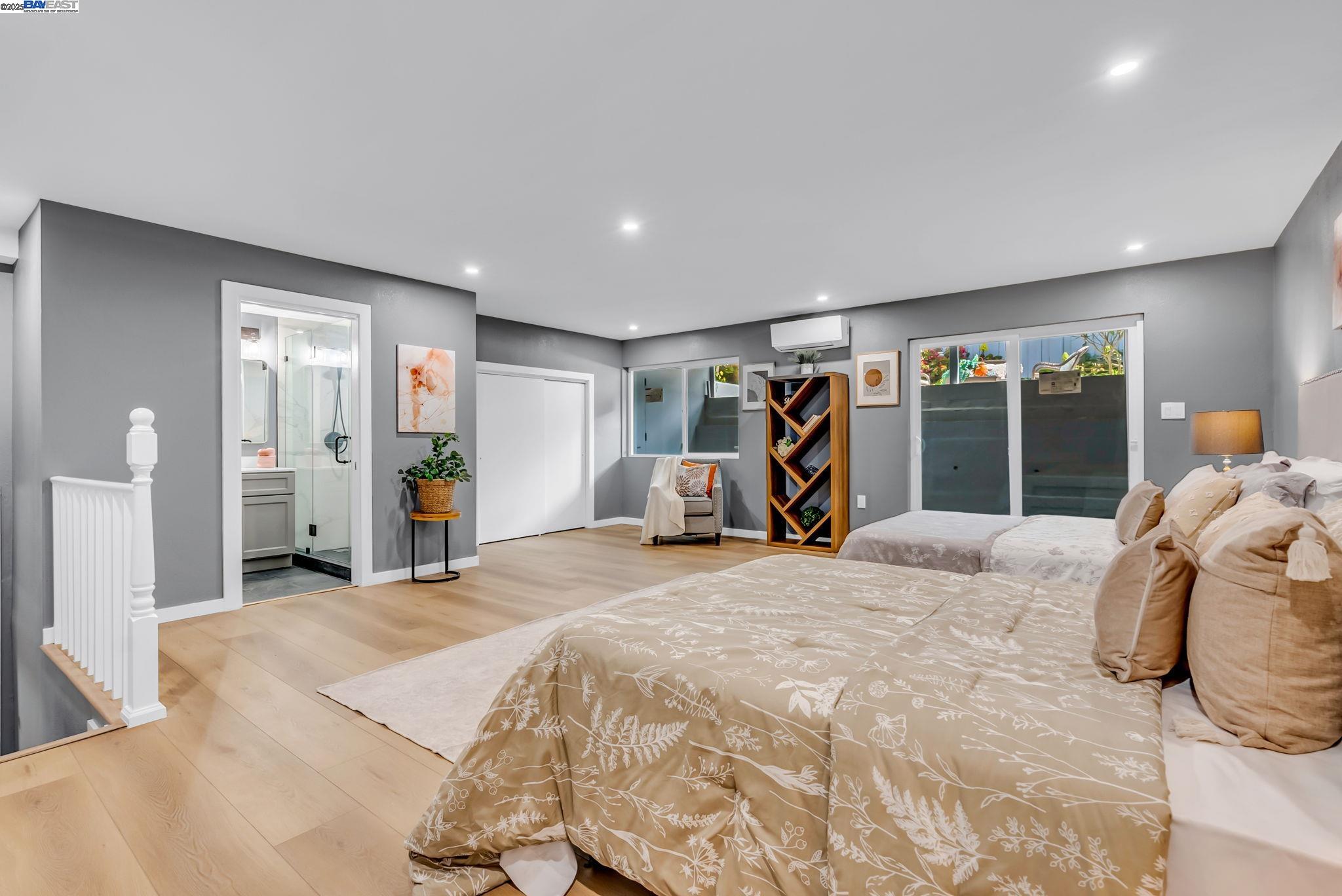 Detail Gallery Image 11 of 60 For 146 Ralston St, San Francisco,  CA 94132 - 3 Beds | 3 Baths