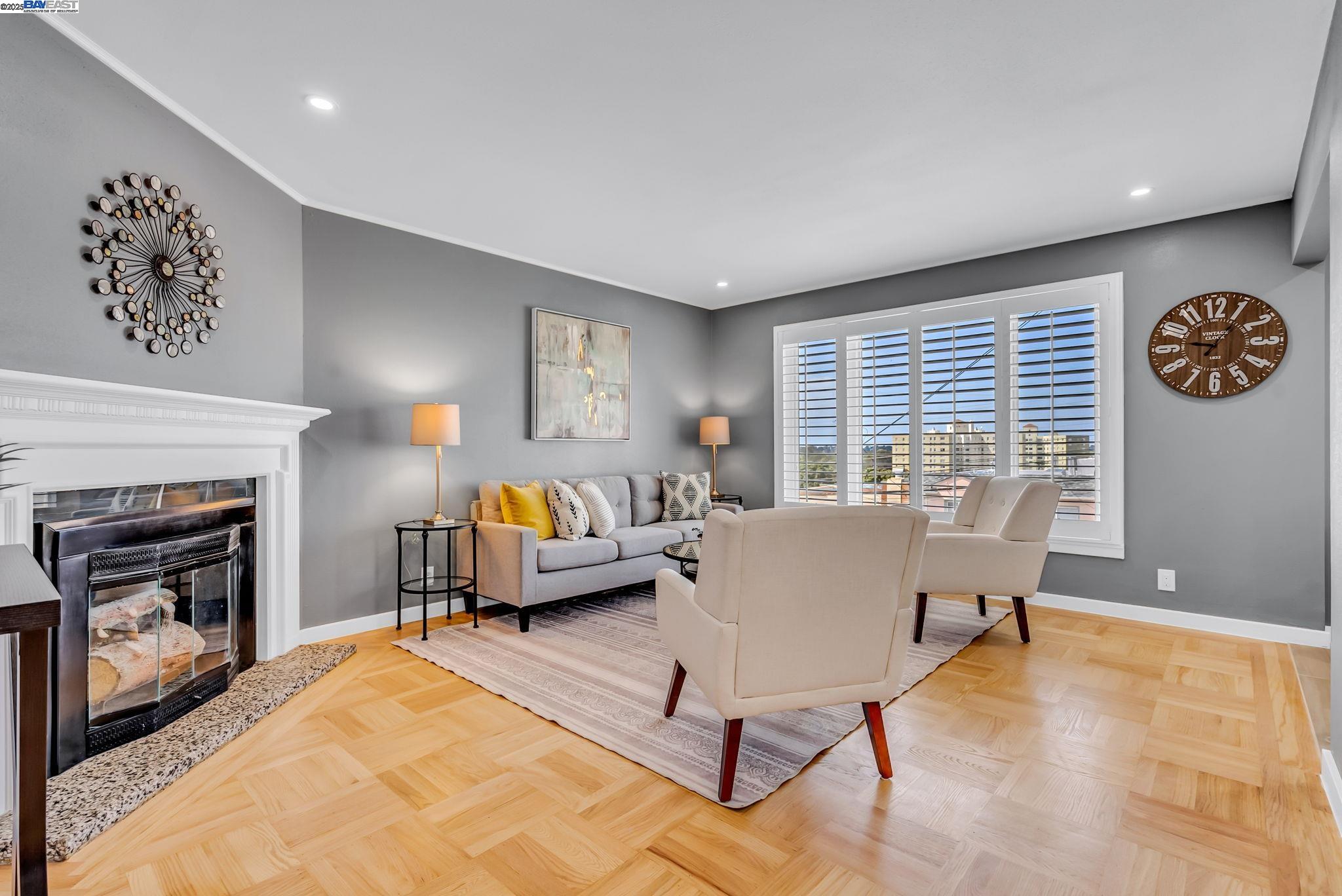 Detail Gallery Image 15 of 60 For 146 Ralston St, San Francisco,  CA 94132 - 3 Beds | 3 Baths