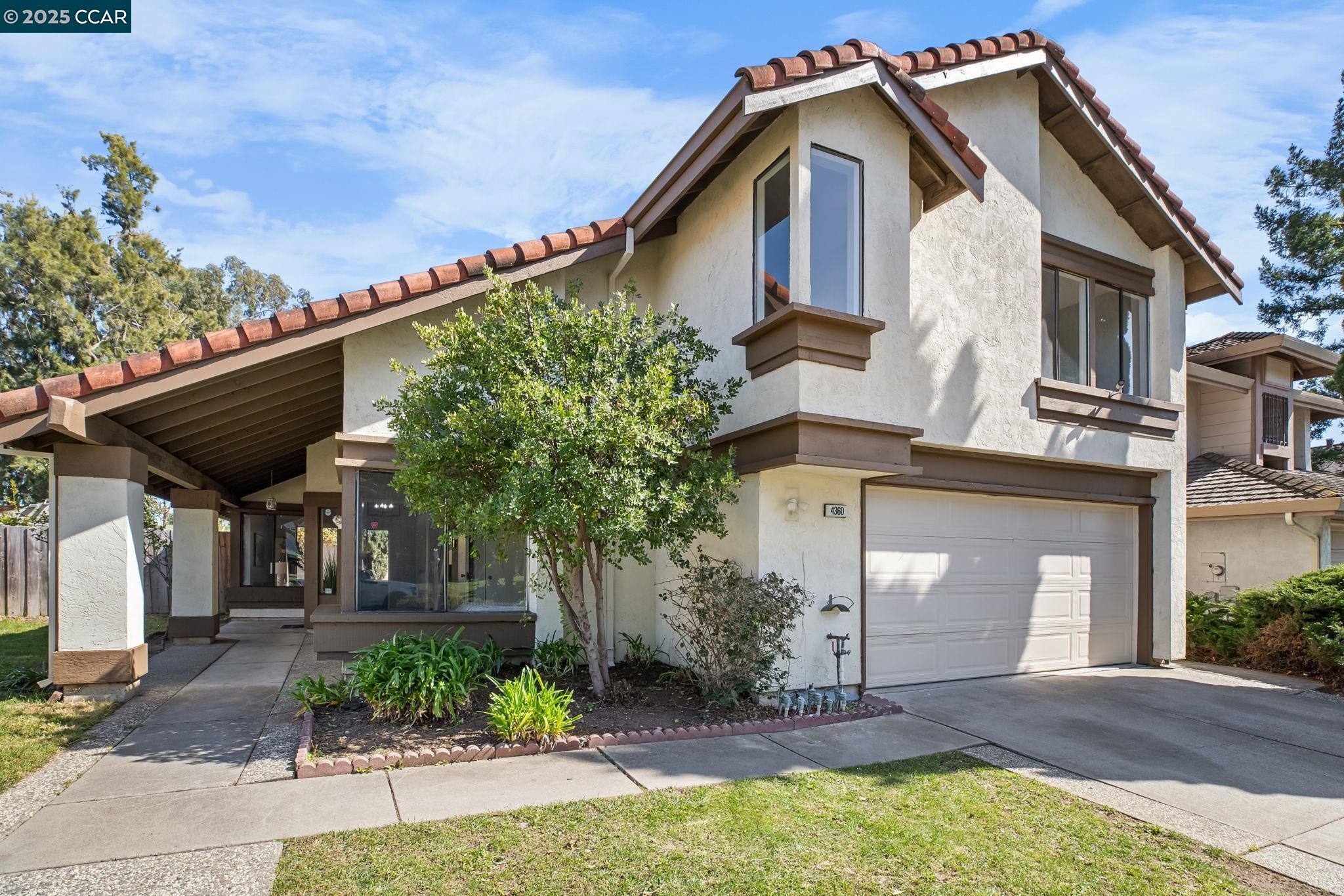 Detail Gallery Image 1 of 60 For 4360 Peregrine Way, Fremont,  CA 94555 - 5 Beds | 3 Baths