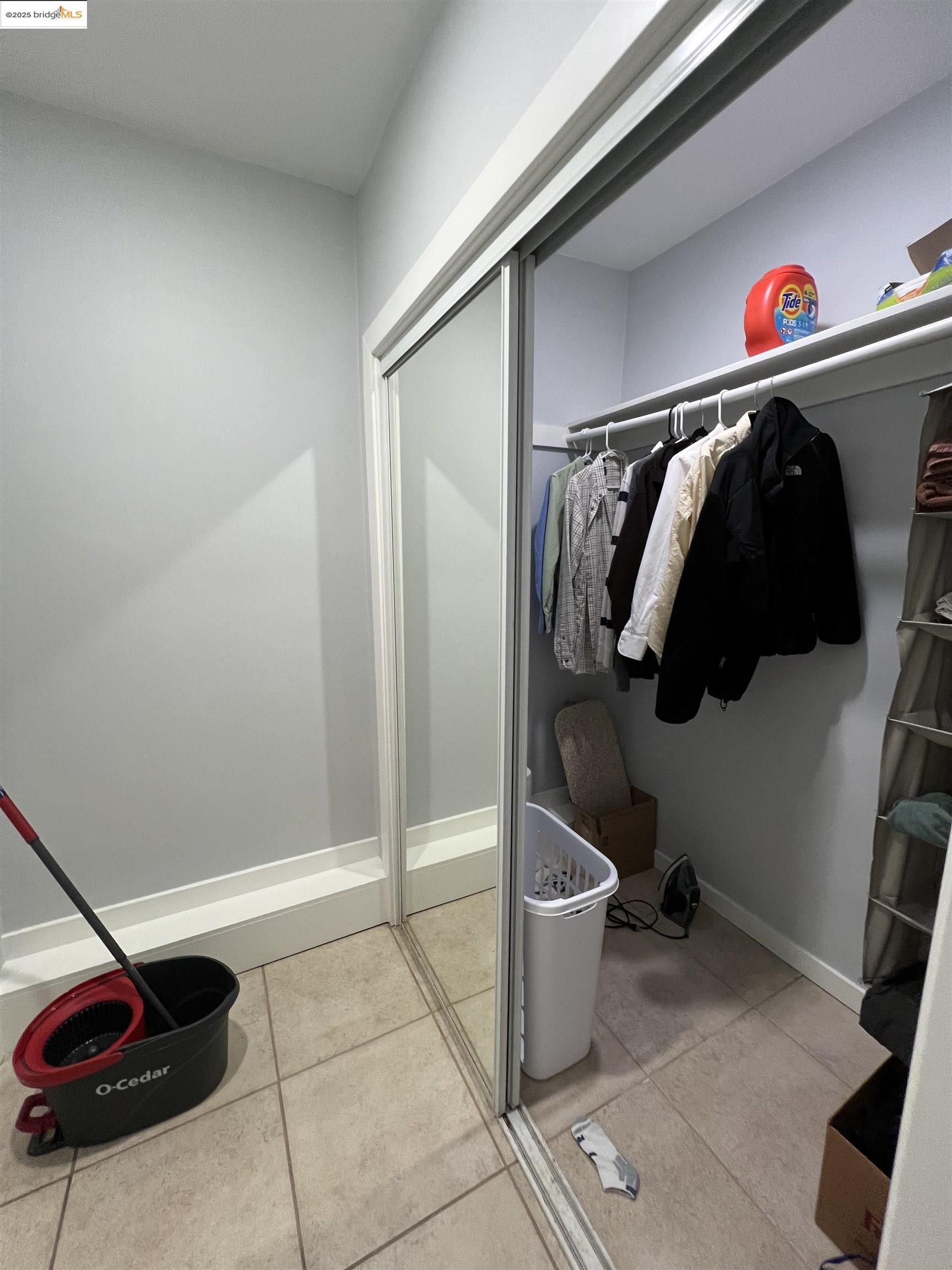 Detail Gallery Image 4 of 5 For 1640 Euclid Ave #7,  Berkeley,  CA 94709 - 0 Beds | 1 Baths