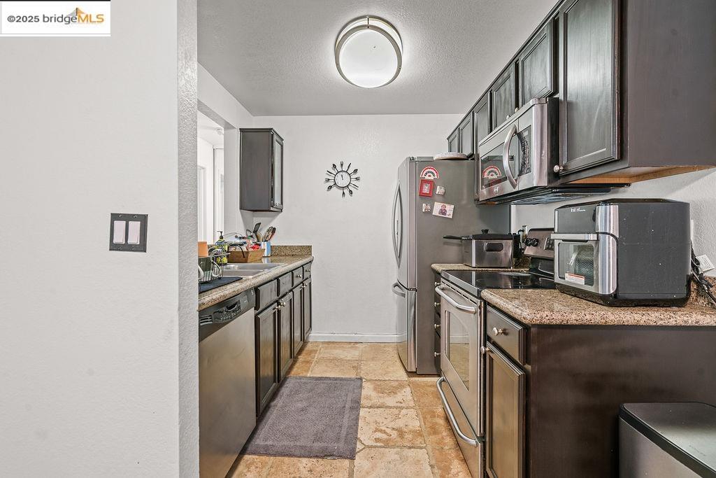 Photo #6: 41091537 Listing: Photo #6