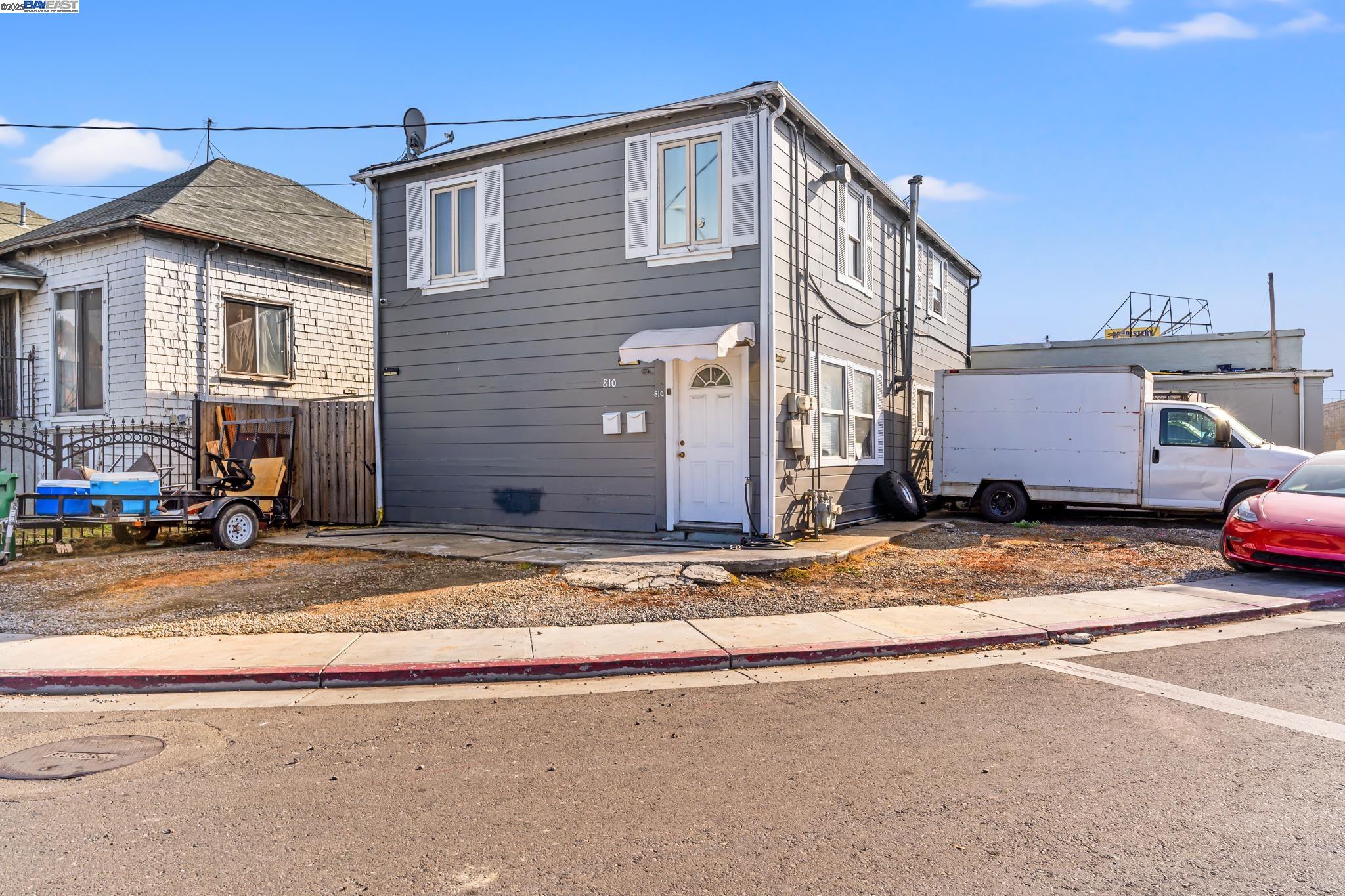Thumbnail for 812 Lisbon, Oakland, CA 94601