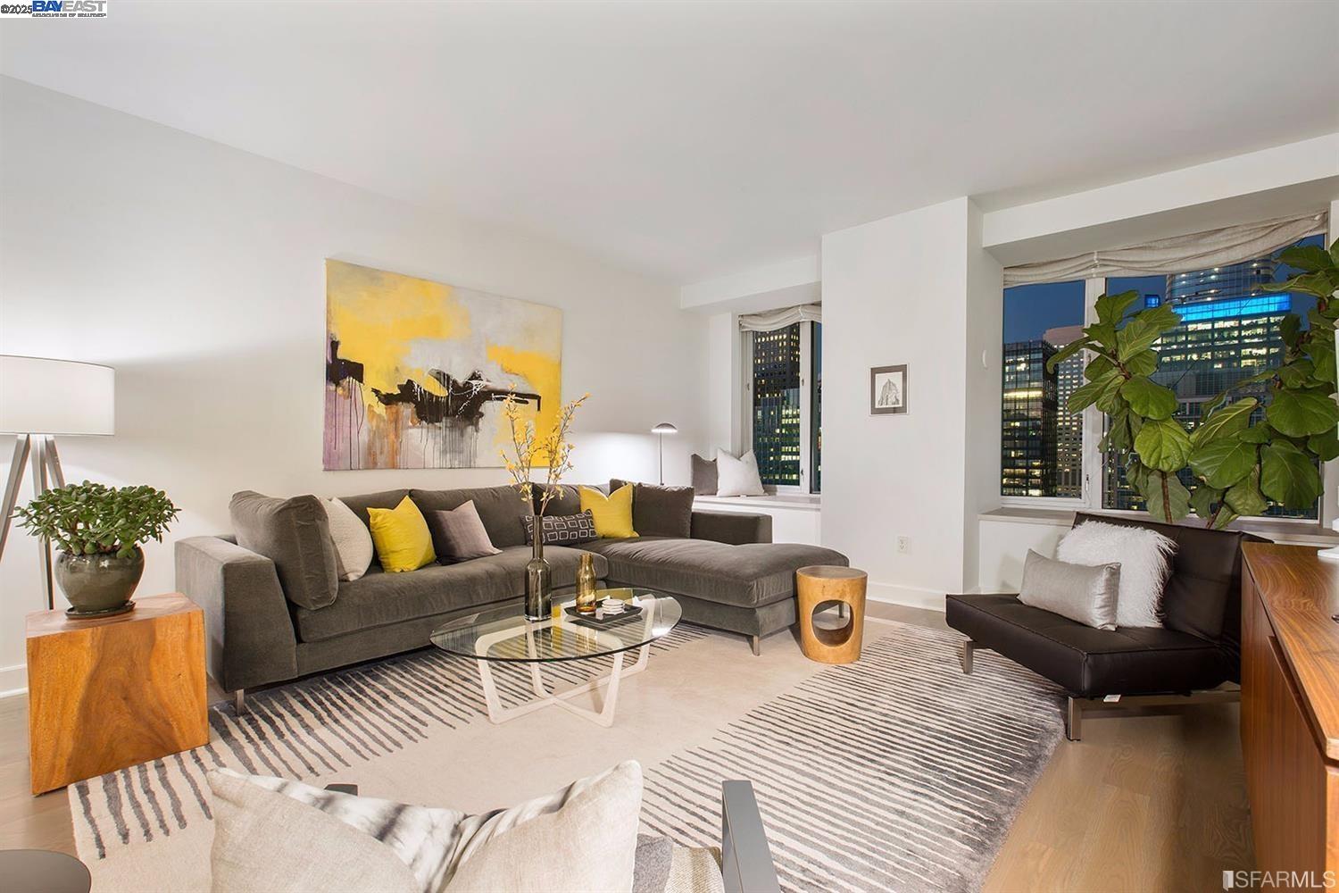 Detail Gallery Image 1 of 11 For 188 Minna St 24f,  San Francisco,  CA 94105 - 2 Beds | 2 Baths