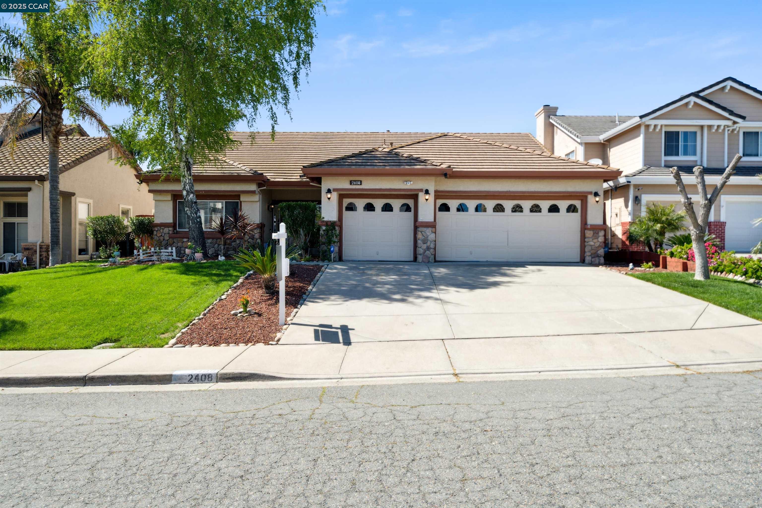 Detail Gallery Image 1 of 1 For 2408 Greentree Ct, Antioch,  CA 94509 - 3 Beds | 2 Baths