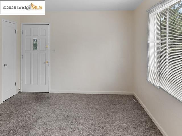Detail Gallery Image 2 of 9 For 3562 Seminary Ave, Oakland,  CA 94605 - 1 Beds | 1 Baths