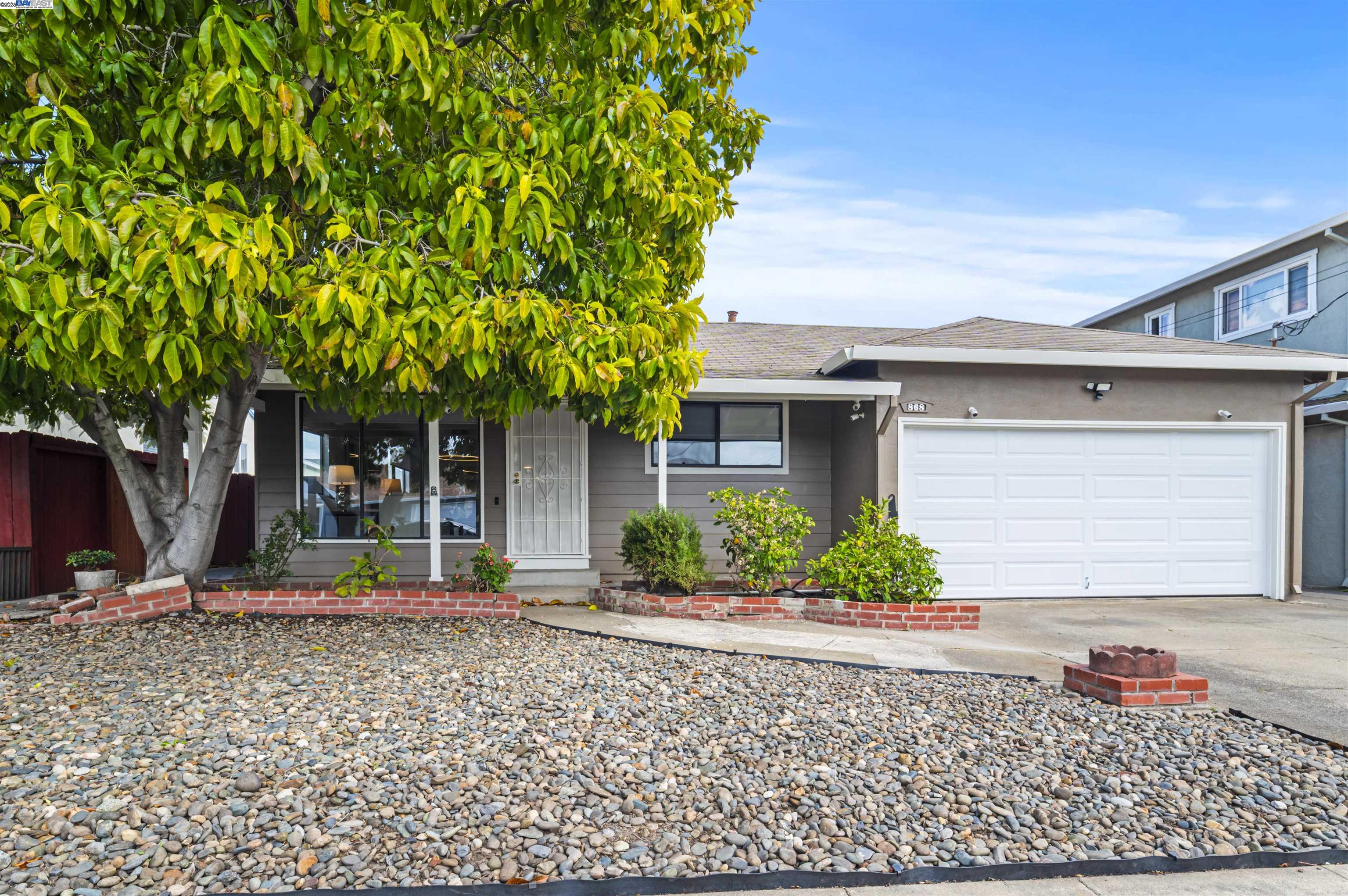 Front Image Thumbnail for BE41091577