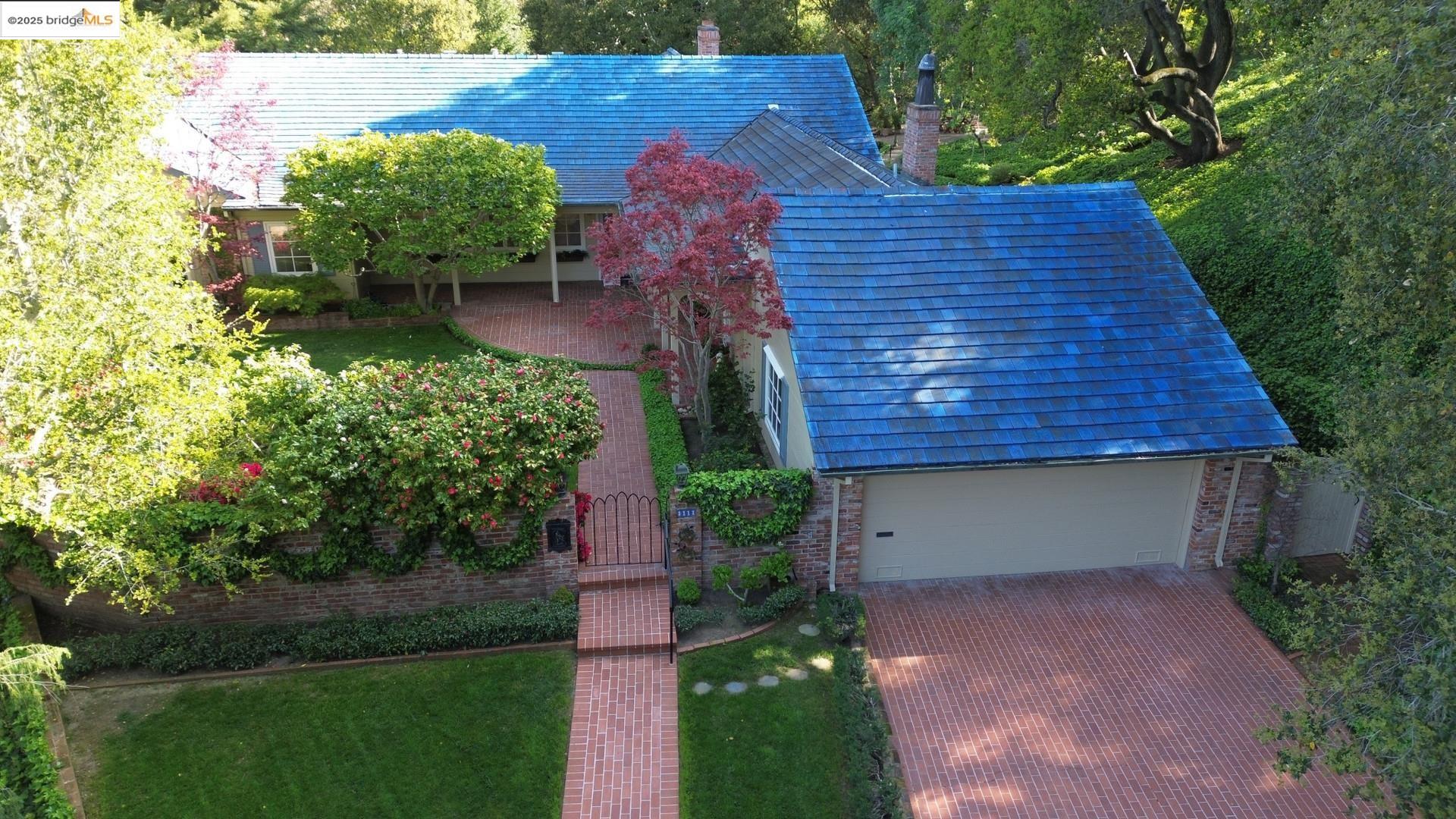 Detail Gallery Image 1 of 1 For 1111 Brookvale Dr, San Leandro,  CA 94577 - 3 Beds | 2/2 Baths