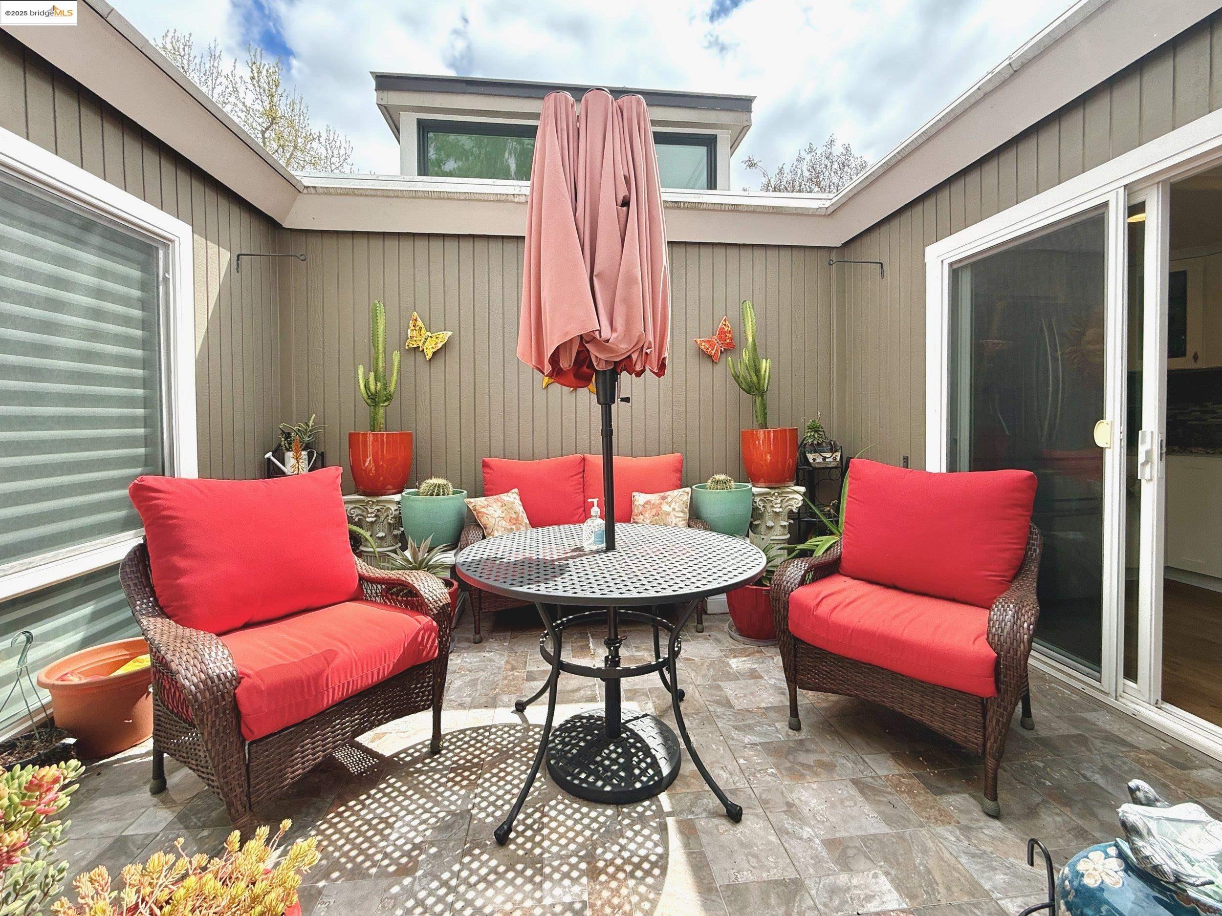 Detail Gallery Image 6 of 27 For 1115 Running Springs Rd #4,  Walnut Creek,  CA 94595 - 2 Beds | 2 Baths