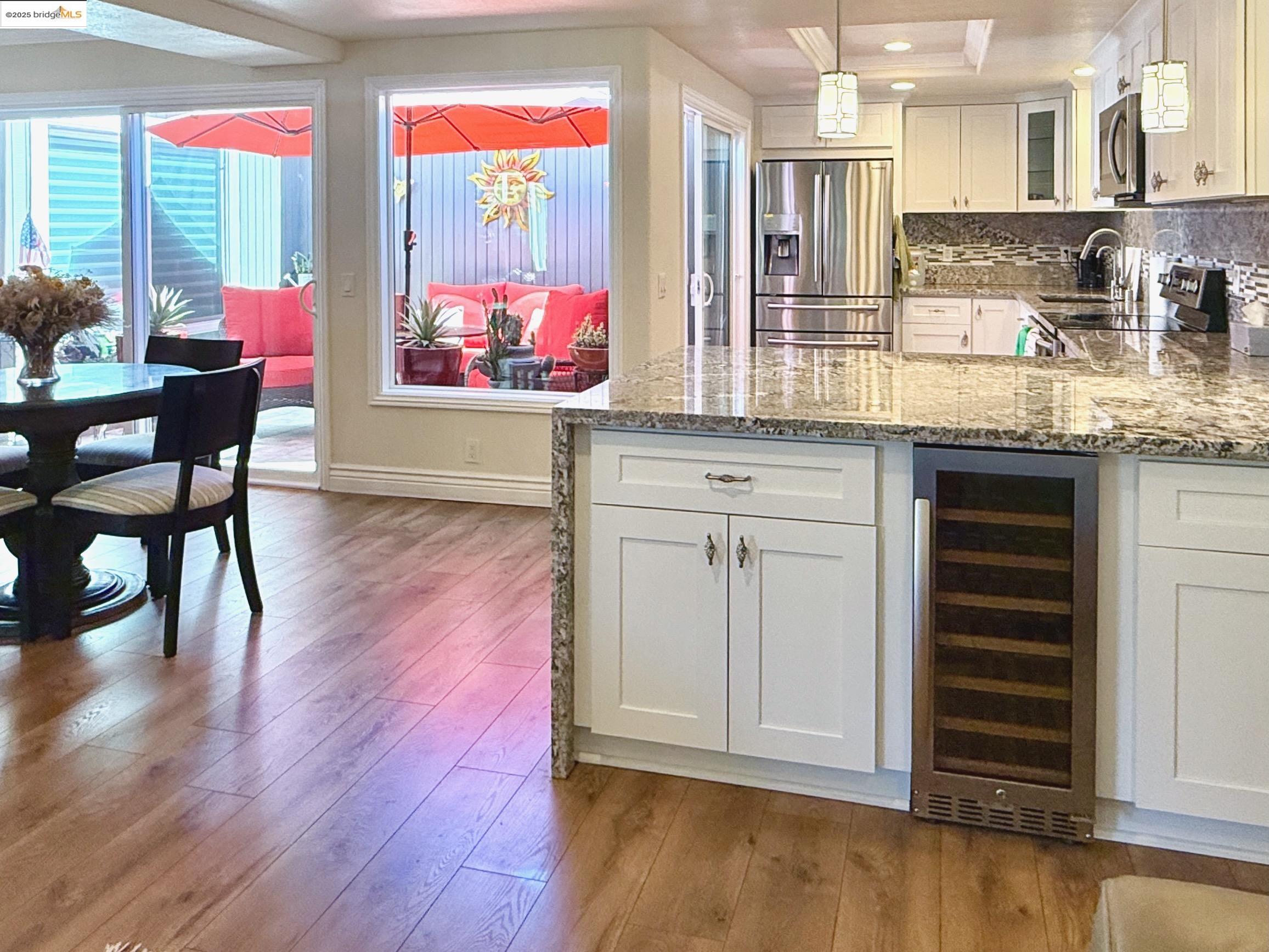 Detail Gallery Image 9 of 27 For 1115 Running Springs Rd #4,  Walnut Creek,  CA 94595 - 2 Beds | 2 Baths