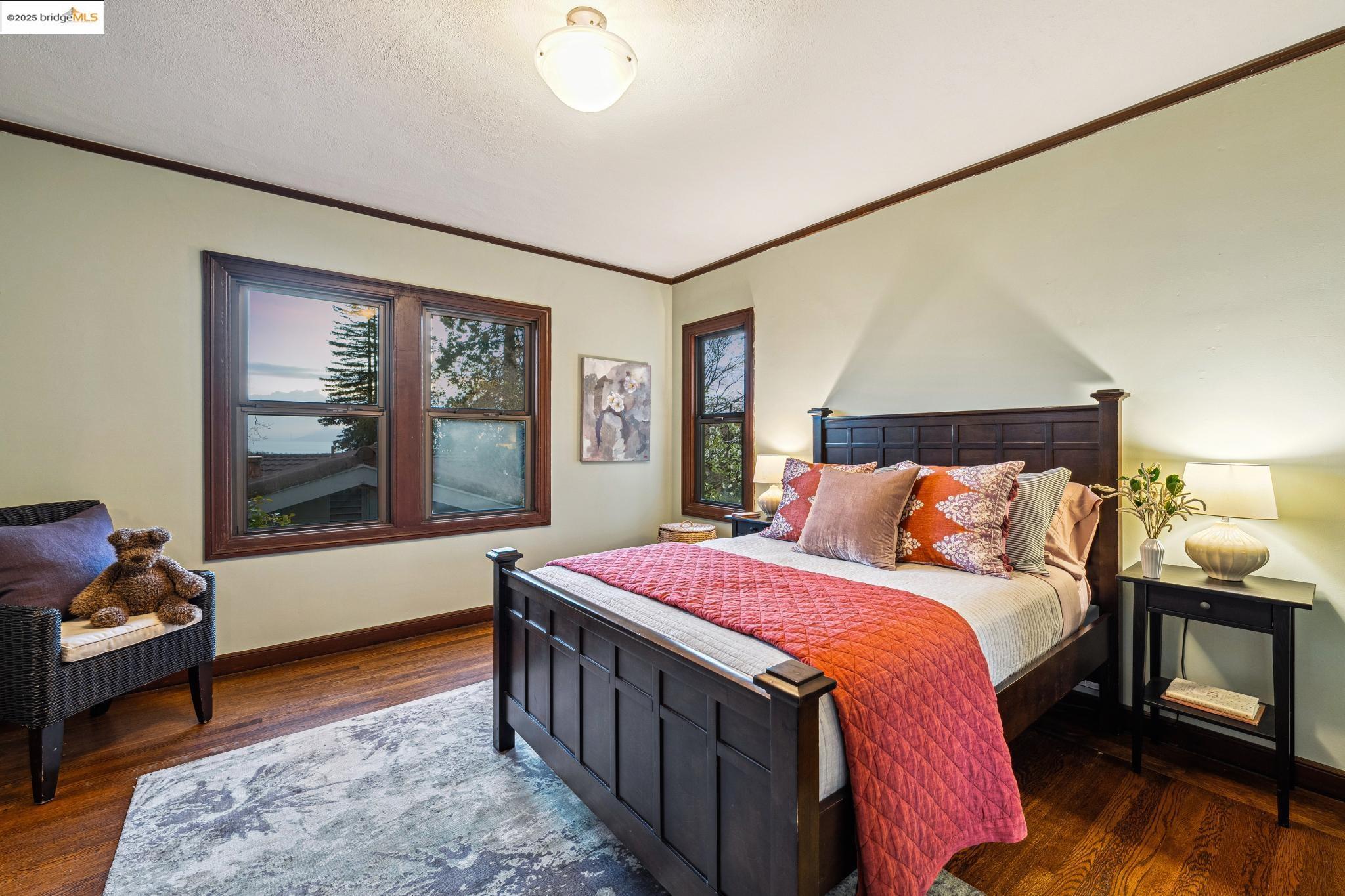 property-img