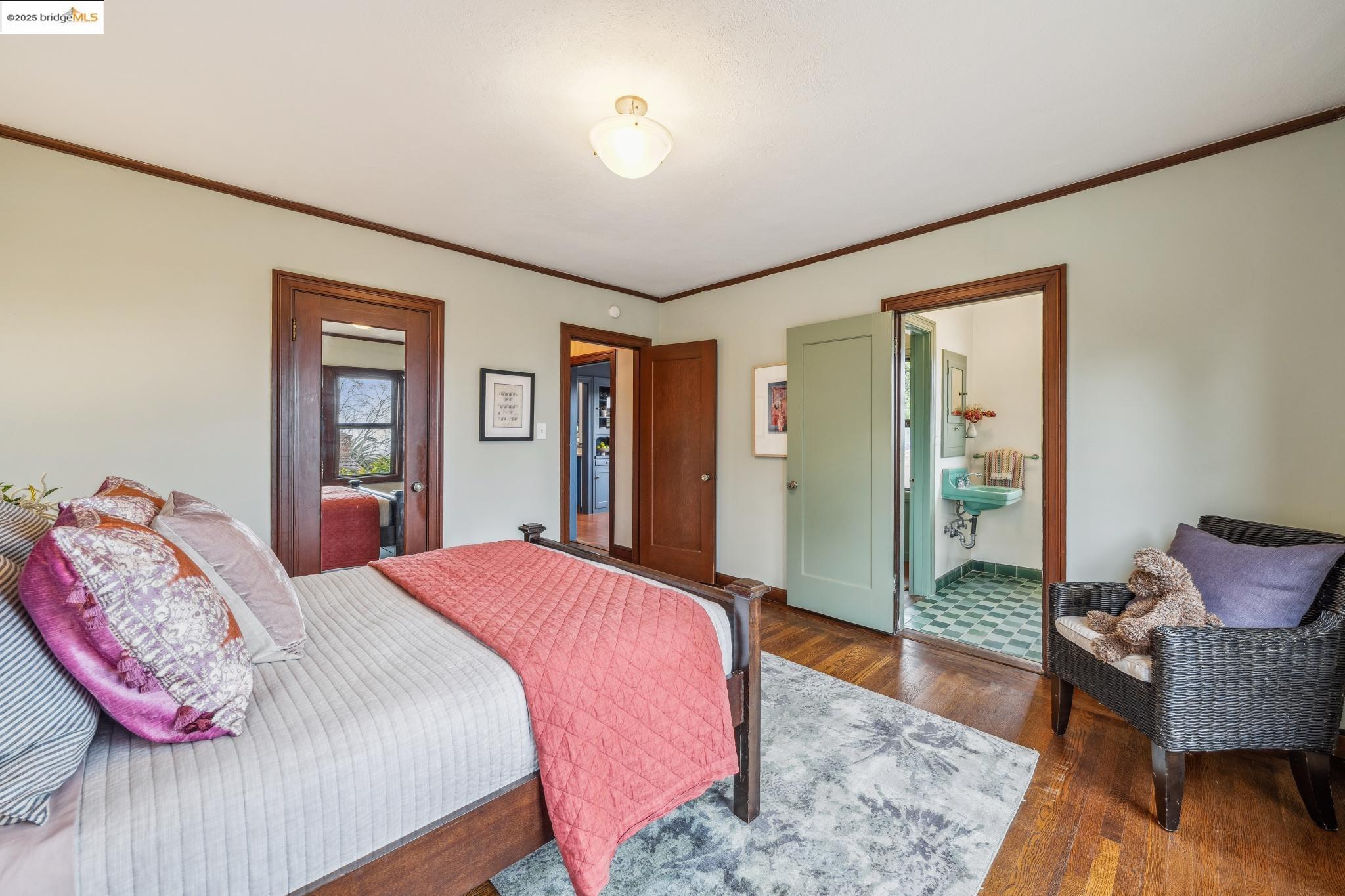 property-img