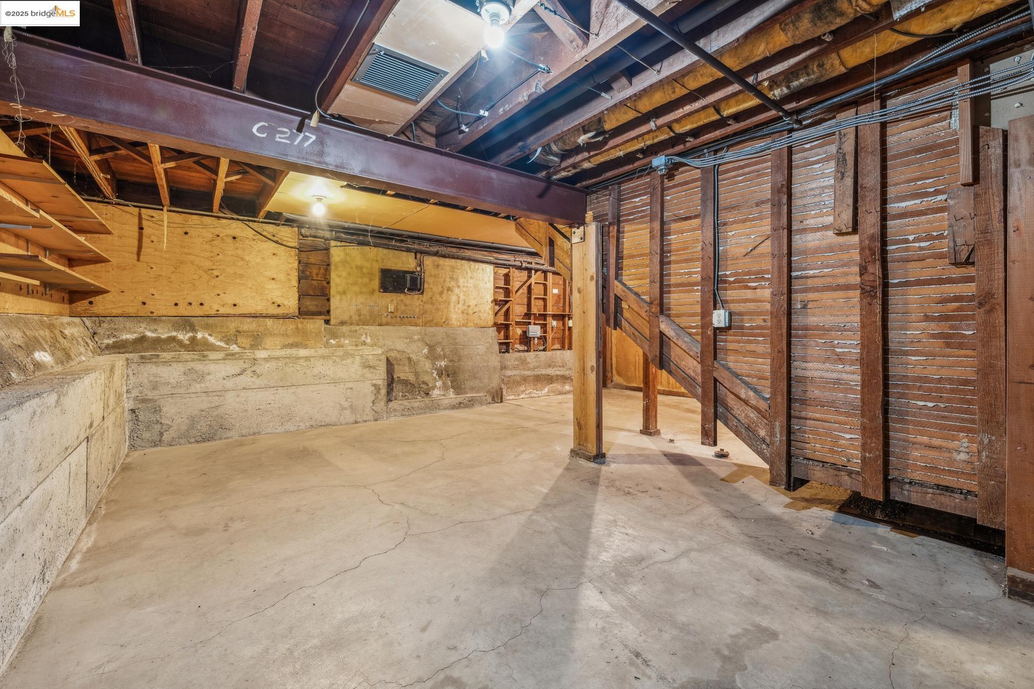 property-img