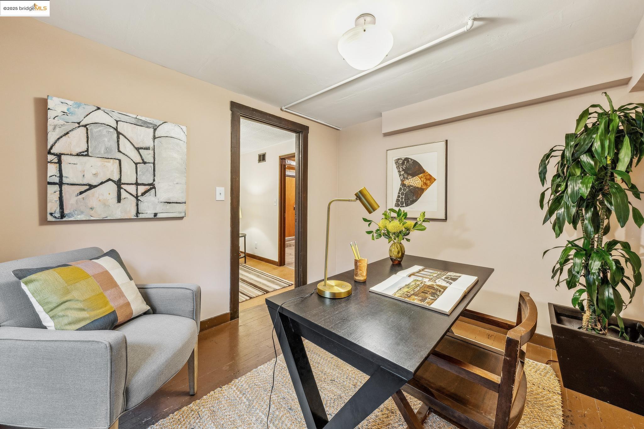 property-img