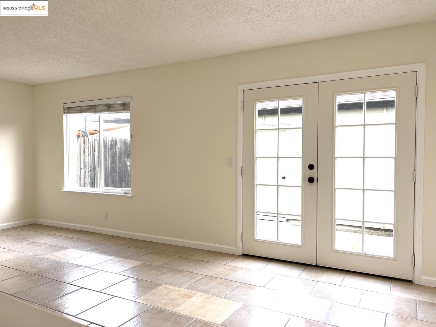 Photo #5: 41091612 Listing 