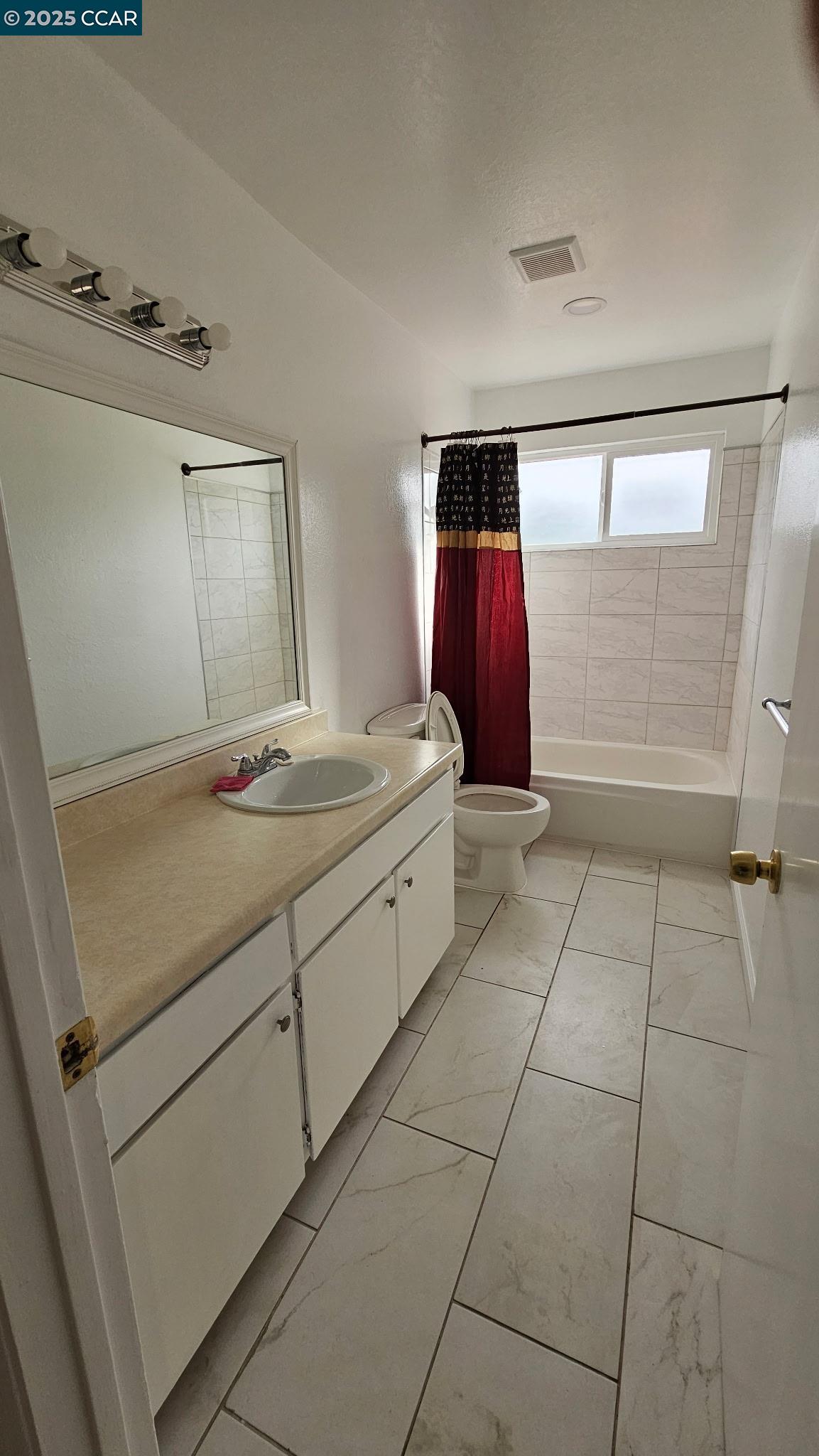 Detail Gallery Image 6 of 10 For 4001 Mozart Dr, Richmond,  CA 94803 - 3 Beds | 2 Baths