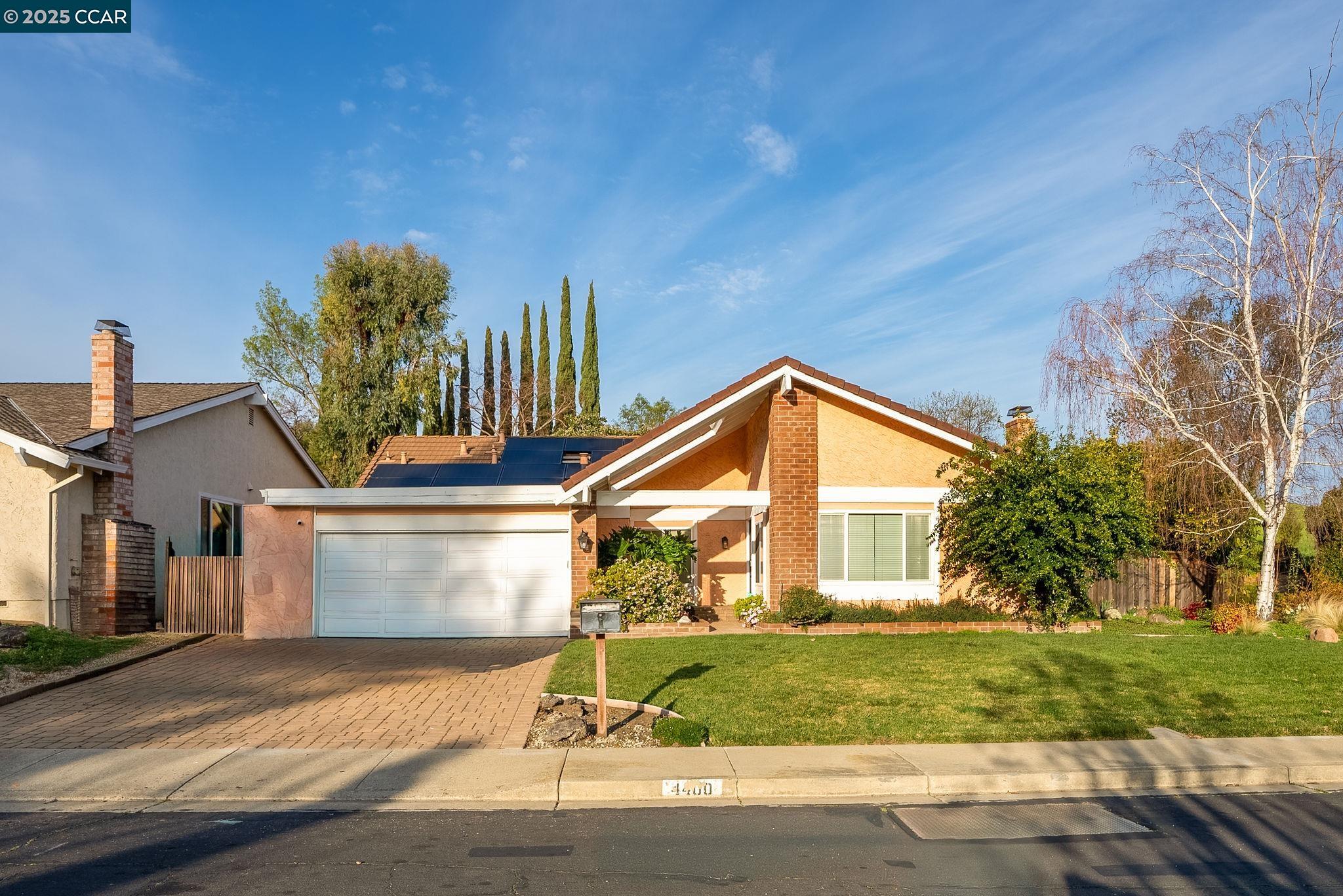 Detail Gallery Image 1 of 1 For 4400 Striped Maple Ct, Concord,  CA 94521 - 3 Beds | 2 Baths