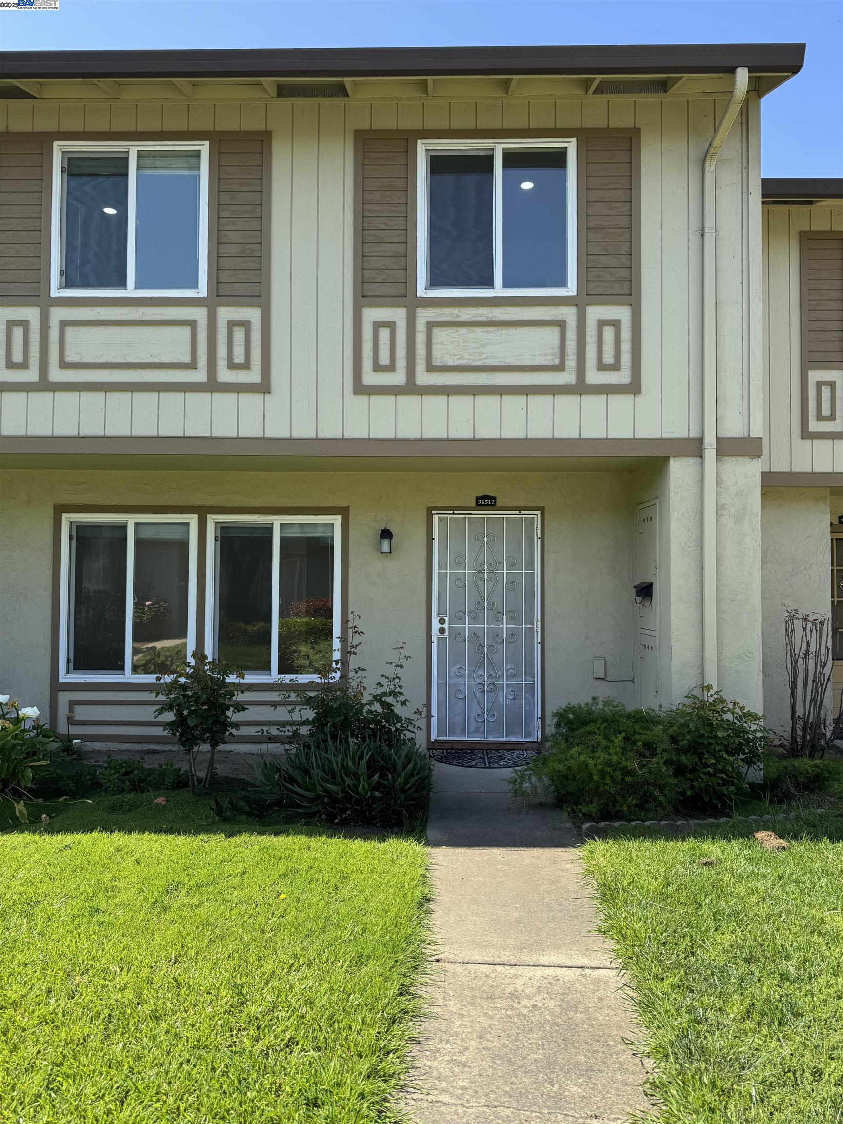 Detail Gallery Image 1 of 47 For 34512 Nantucket Cmn, Fremont,  CA 94555 - 4 Beds | 2/1 Baths