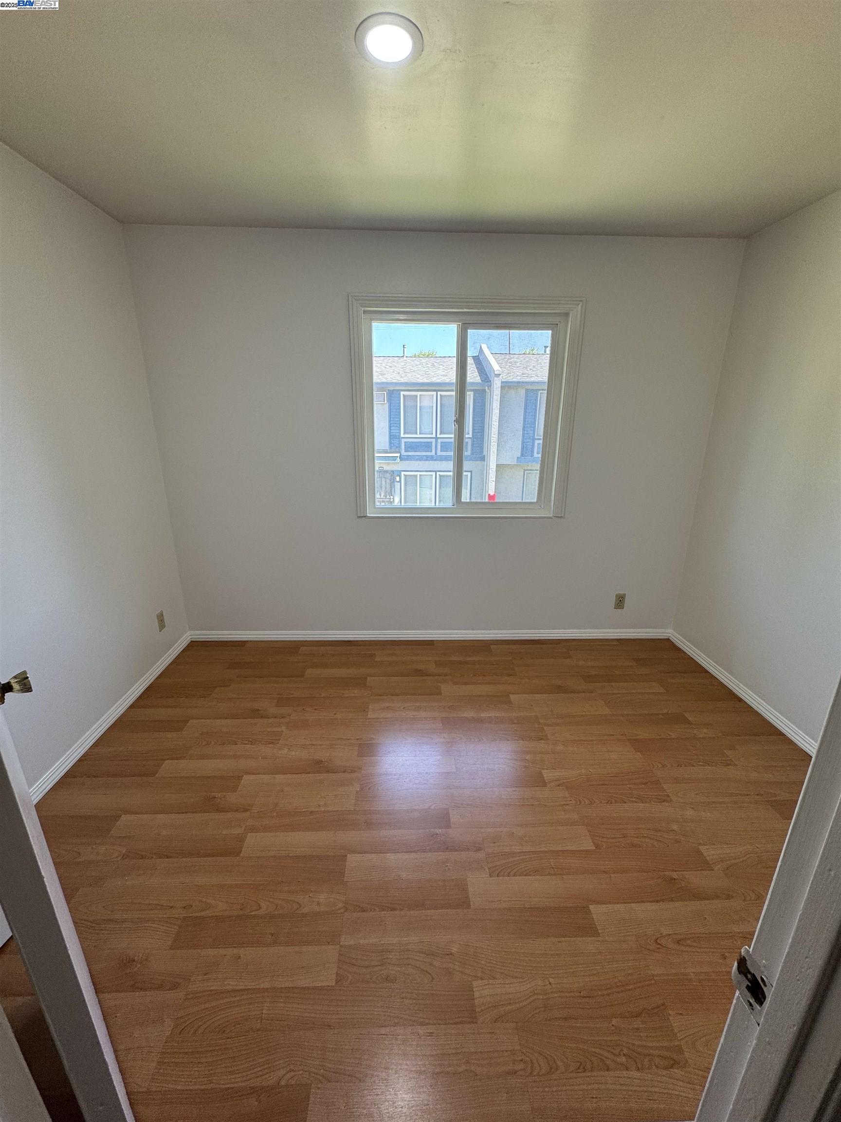 Detail Gallery Image 32 of 47 For 34512 Nantucket Cmn, Fremont,  CA 94555 - 4 Beds | 2/1 Baths
