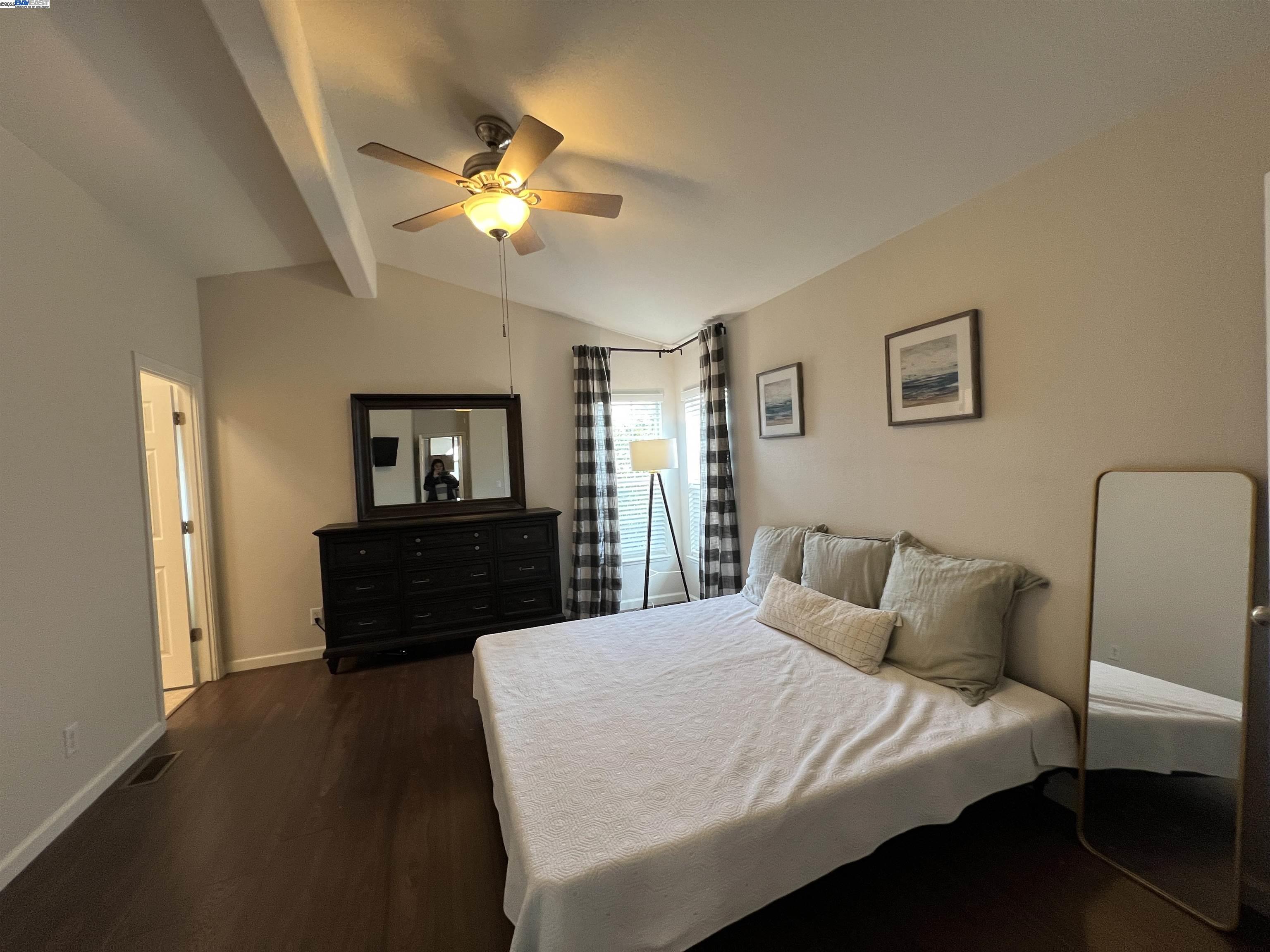 Detail Gallery Image 15 of 31 For 1220 Tasman Dr. #483,  Sunnyvale,  CA 94089 - 3 Beds | 2 Baths