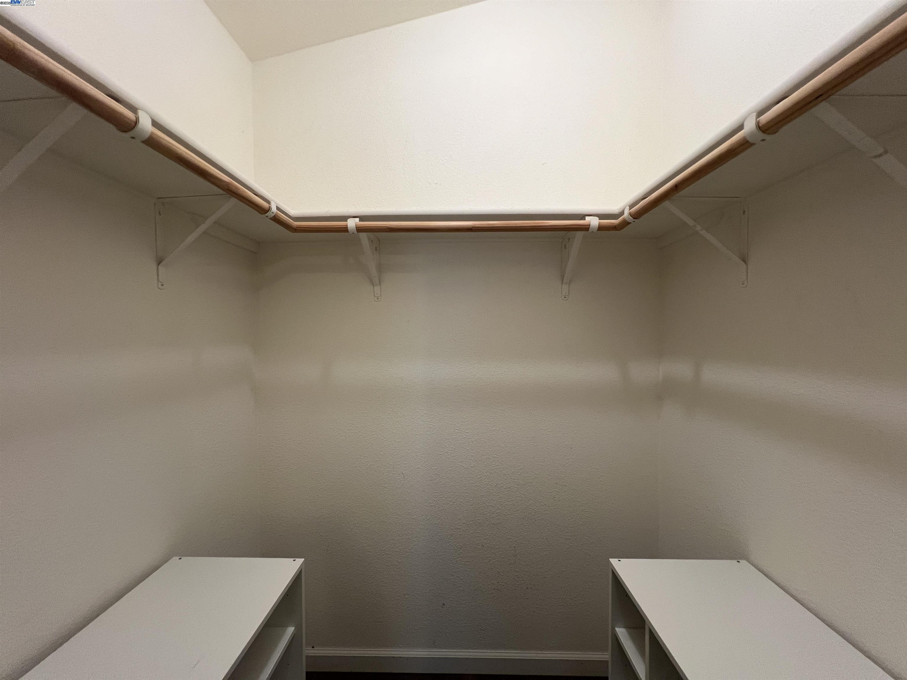 Detail Gallery Image 16 of 31 For 1220 Tasman Dr. #483,  Sunnyvale,  CA 94089 - 3 Beds | 2 Baths