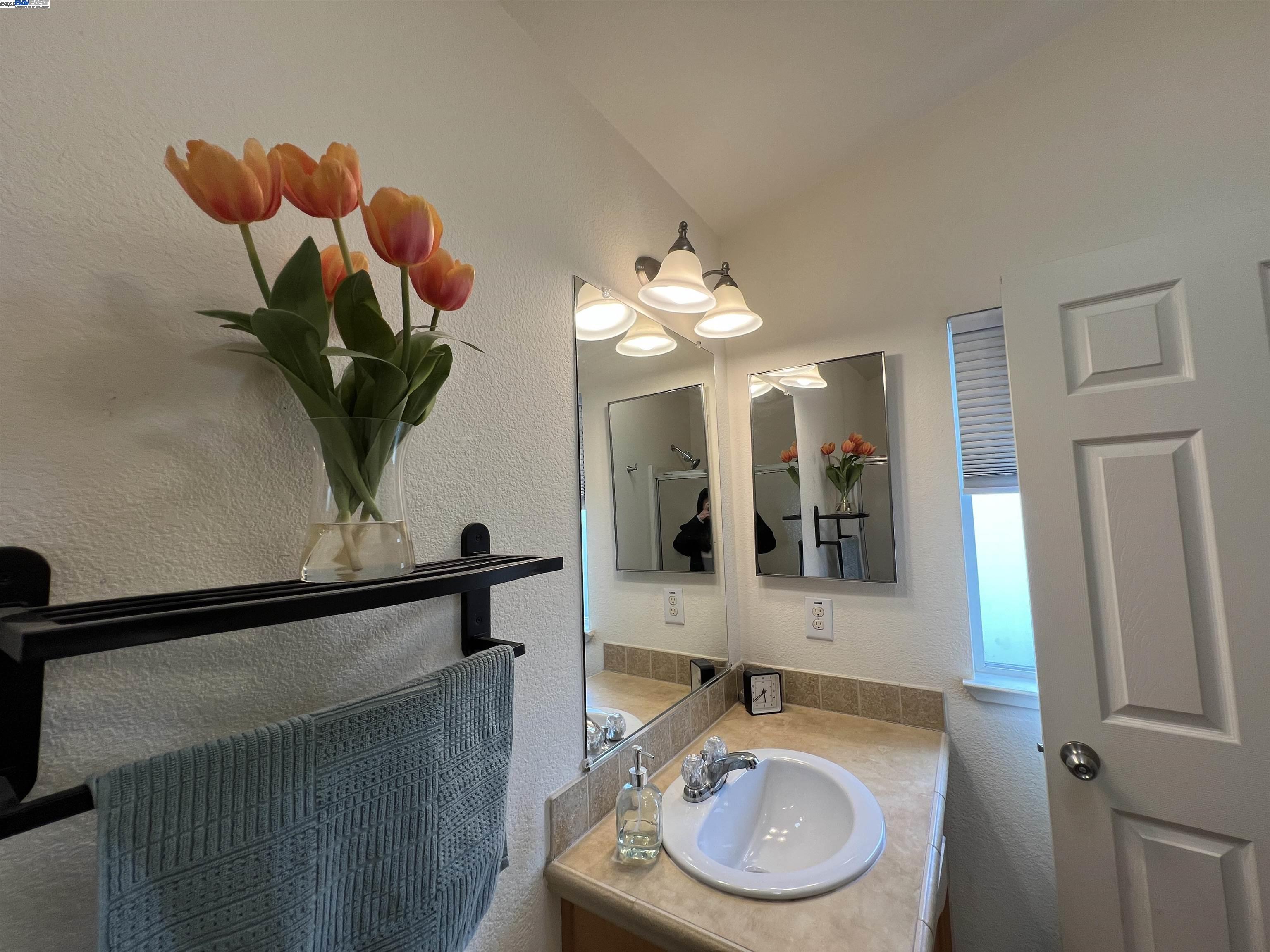 Detail Gallery Image 25 of 31 For 1220 Tasman Dr. #483,  Sunnyvale,  CA 94089 - 3 Beds | 2 Baths